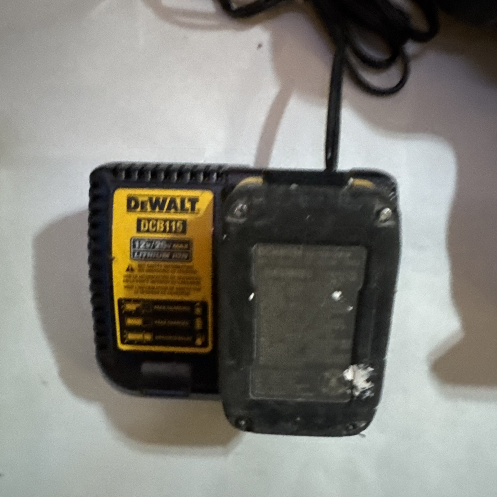 DEWALT DCN681D1 20V MAX XR 18 GA Cordless Narrow Crown Stapler Used