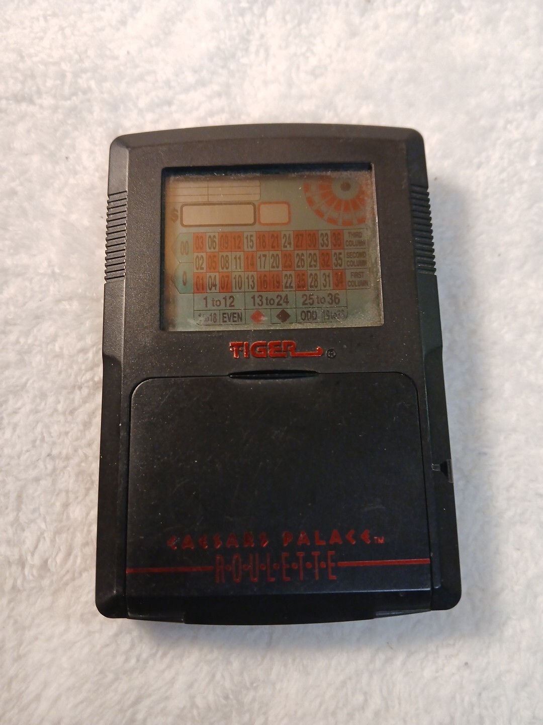 Caesars Palace Roulette 1993 Hand Held Electronic Game By Tiger Electronics VTG