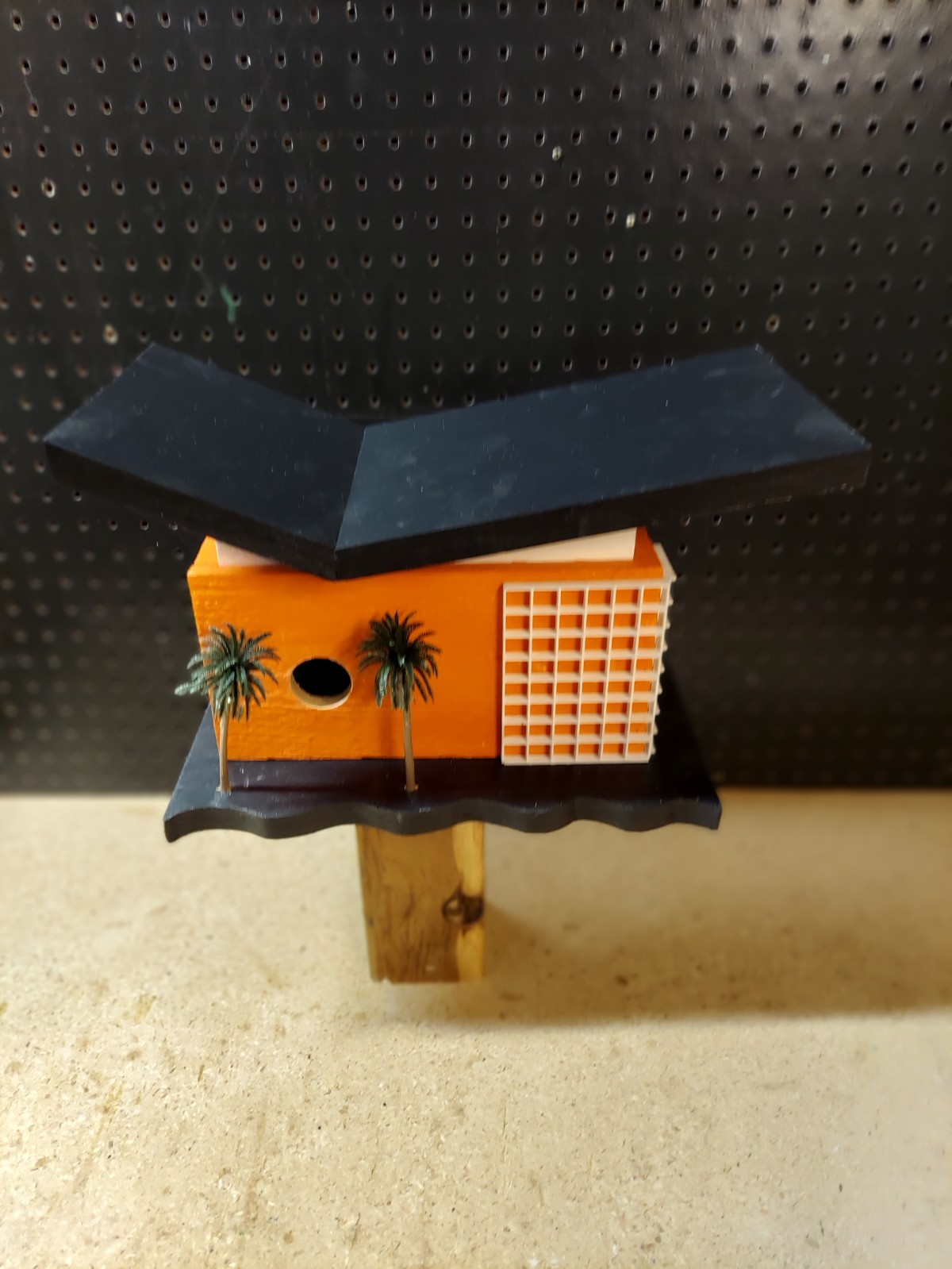 Mid-Century Modern Cedar / Pine Birdhouse - Easy clean out on back. Oregon State