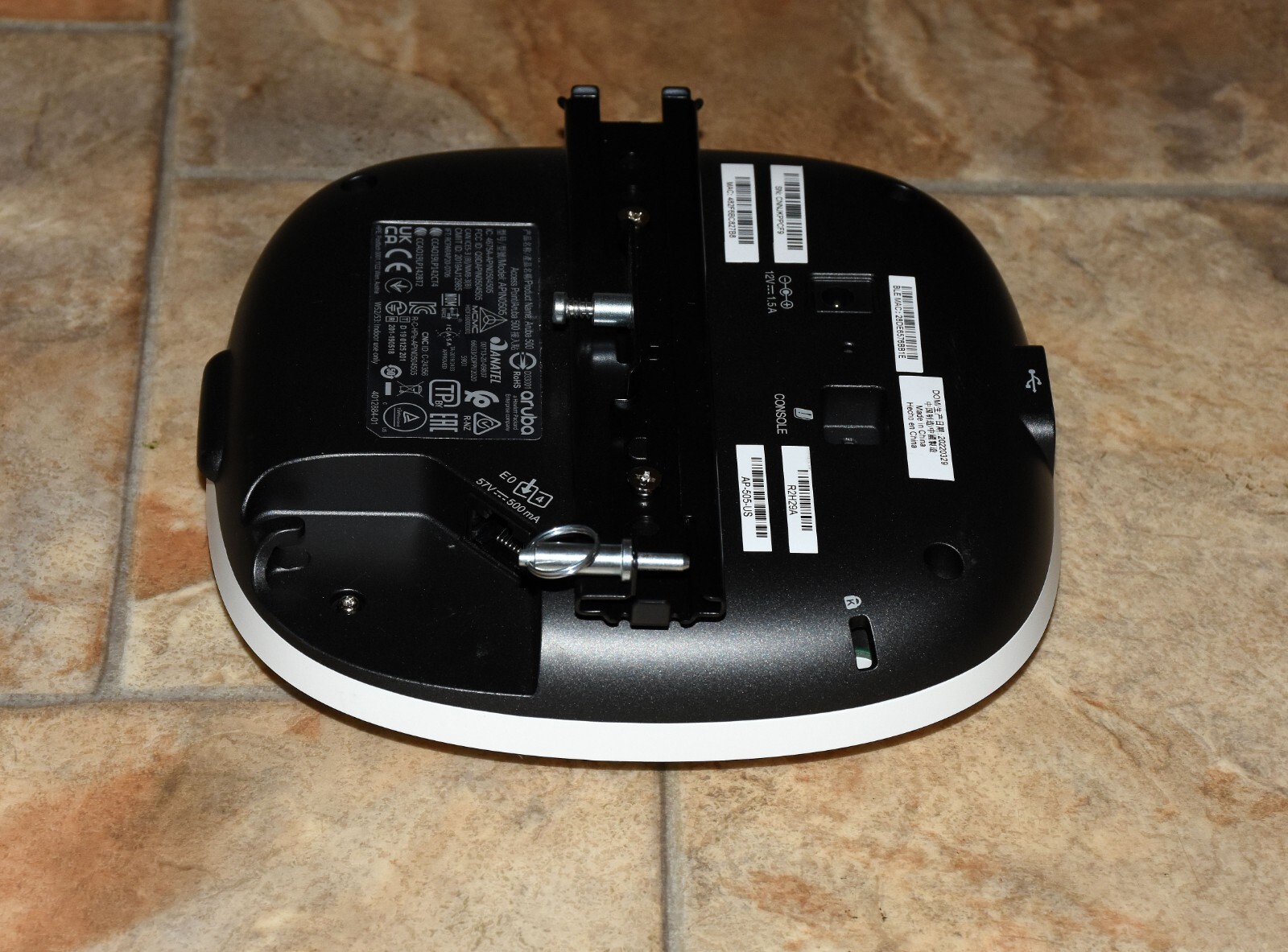 HPE Aruba AP-505 (US) - Campus Bluetooth Wi-Fi 6 - White (R2H29A)