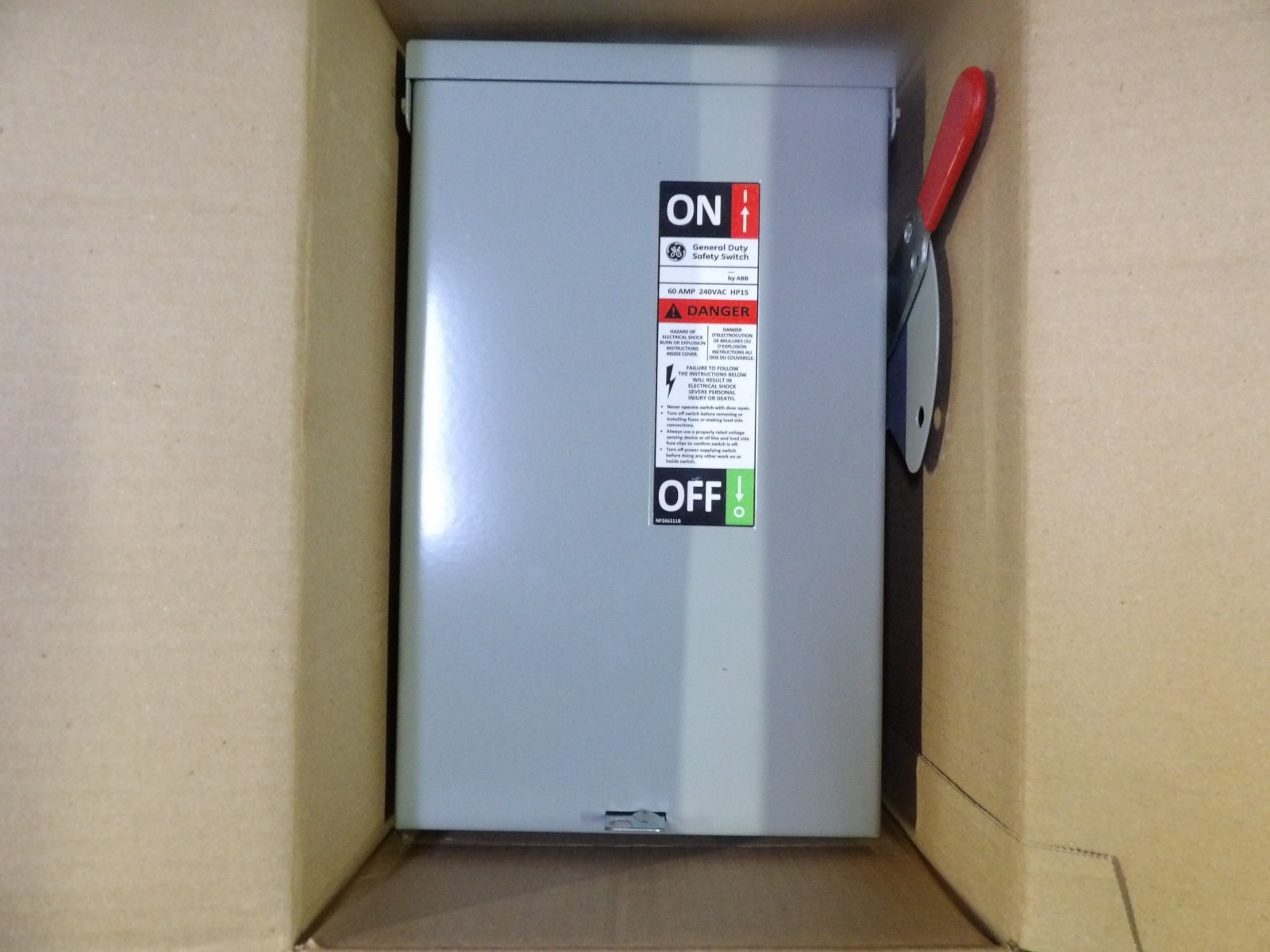 GE 60 amp disconnect safety switch TG3222R * New in box ** FREE SHIPPING !!! ***