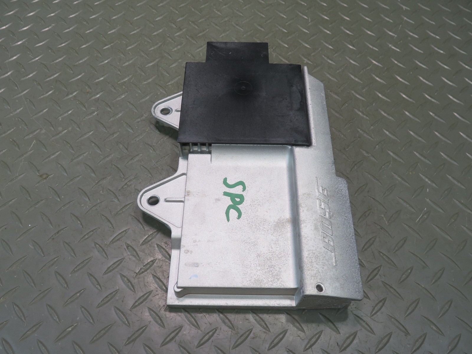 2011-2016 PORSCHE CAYENNE 958 BOSE AUDIO SYSTEM AMPLIFIER AMP 7PP035223AA