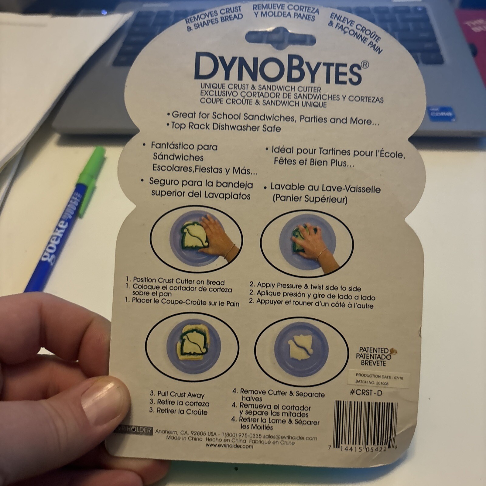 DYNO BYTES Unique Crust & Sandwich Cutter By Either New In Package BPA Free