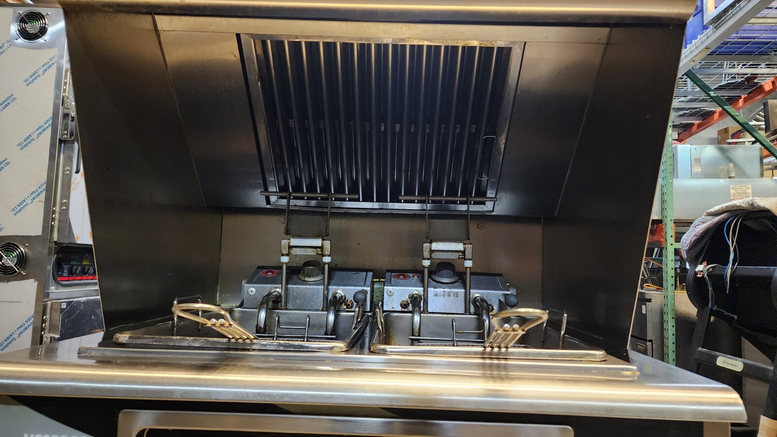 Wells Wvgf VCS2000 VENTLESS DOUBLE FRYER W/2 WARMER DRAWERS