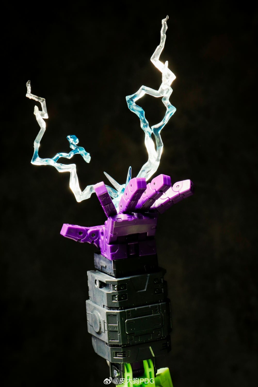 NEWBEE NB-02 Devastator Hand Upgrade Kit ABS Accessories