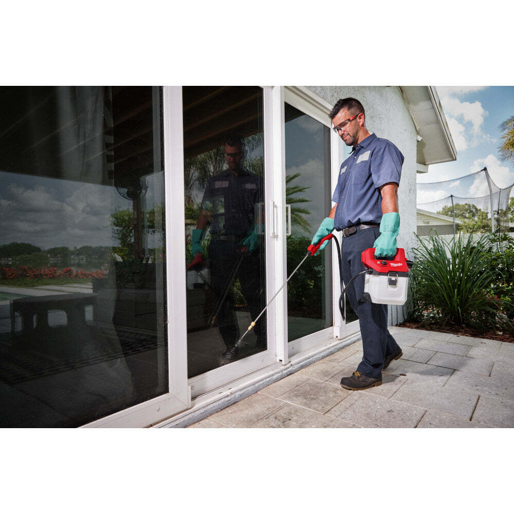 Milwaukee 49-16-2761 1 Gallon Handheld Sprayer Tank for M12 Sprayer Powered Head