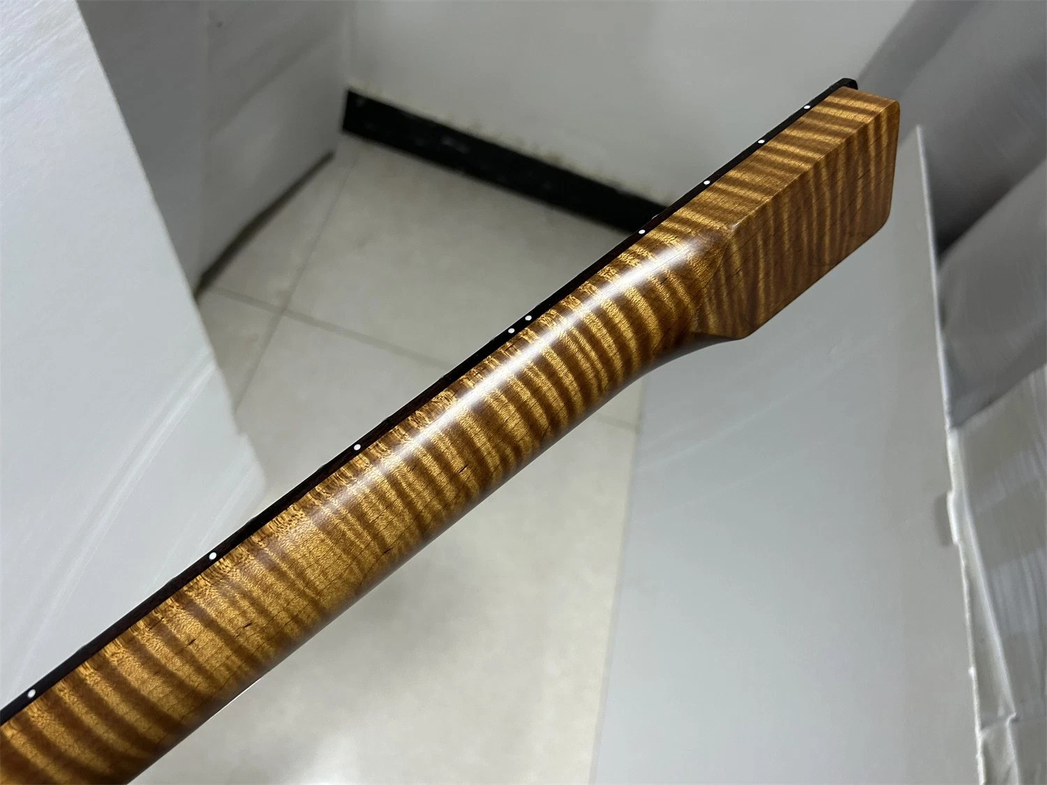 AAAA 22 Frets Rosewood Fretboard Roasted Flame Maple Electric guitar Neck parts