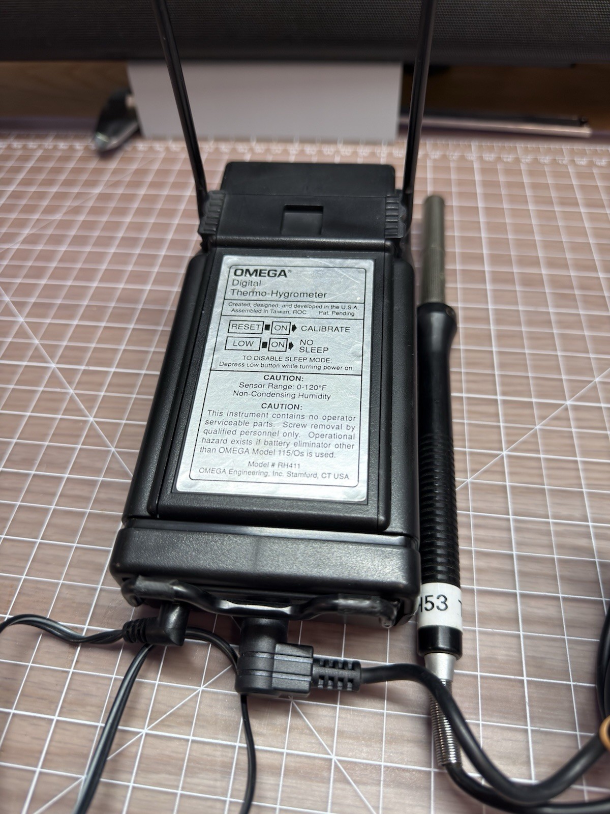 Omega Digital Thermo-Hygrometer RH411 With Probe