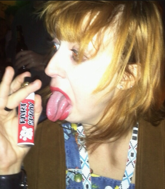 Fart Spray + Le Tooter Combo Create Realistic Fart Smell Sounds Pooter Machine