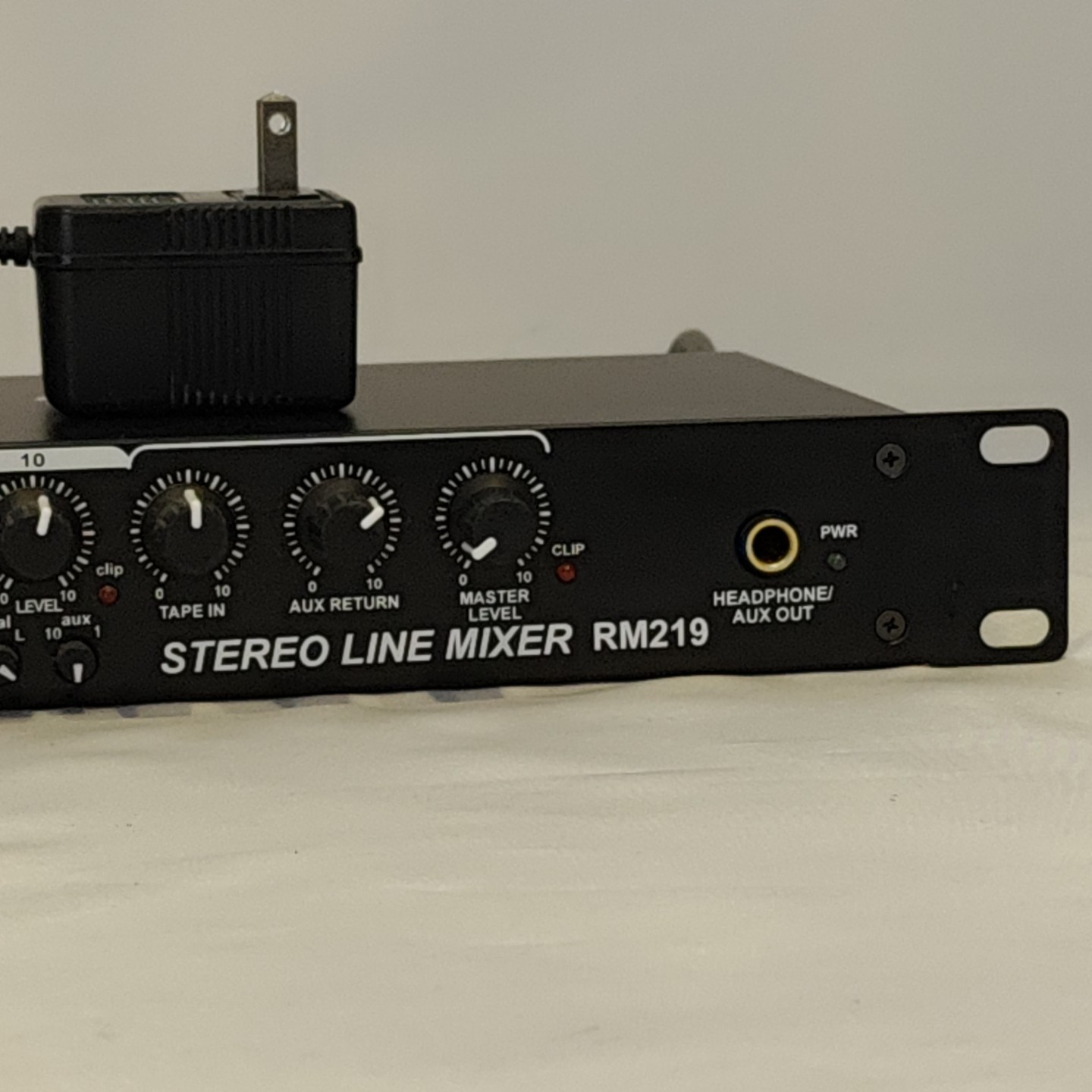 Rolls RM219 Stereo Mic Line Mixer 10 Port Includes Power Adapter Works