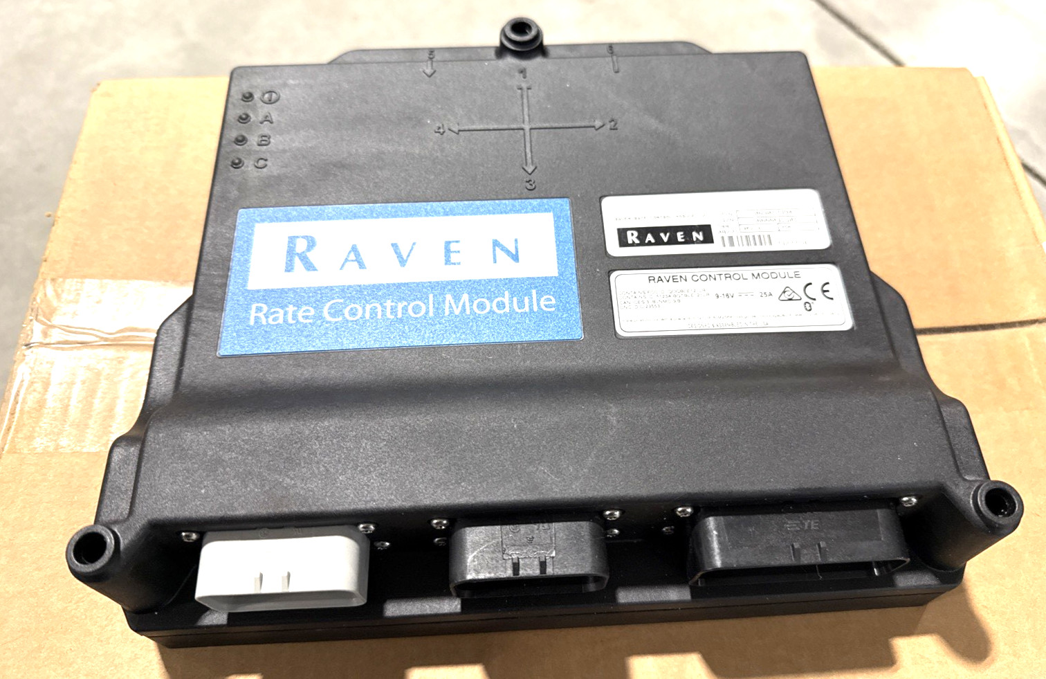 RAVEN CNH RATE CONTROL MODULE LVL1 RCM 1-063-0173-941 (OEM) *NEW IN BOX*