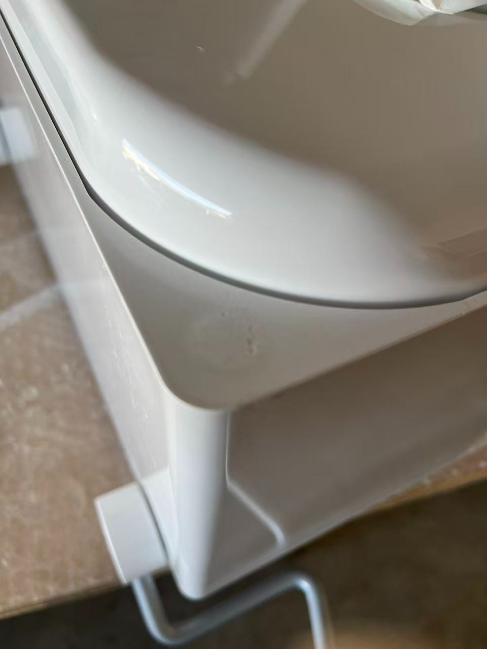 MODIWELL Dry Flush Toilet, LE-310 White, Used-Class C