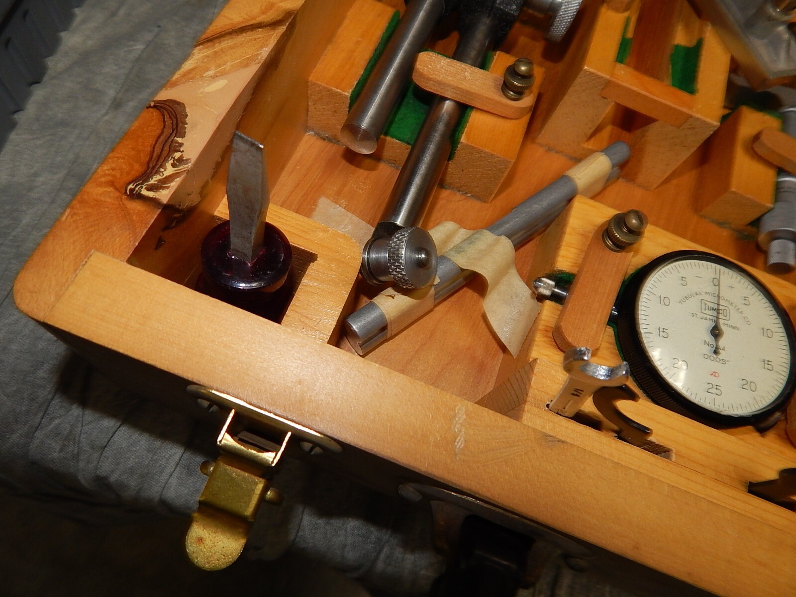 Machinists Tool set with Micrometer, levels and other tools Special purpose ????