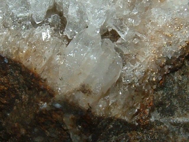 NATURAL GOLD QUARTZ SPECIMEN 99.8 GRAMS RANDSBURG CALIFORNIA