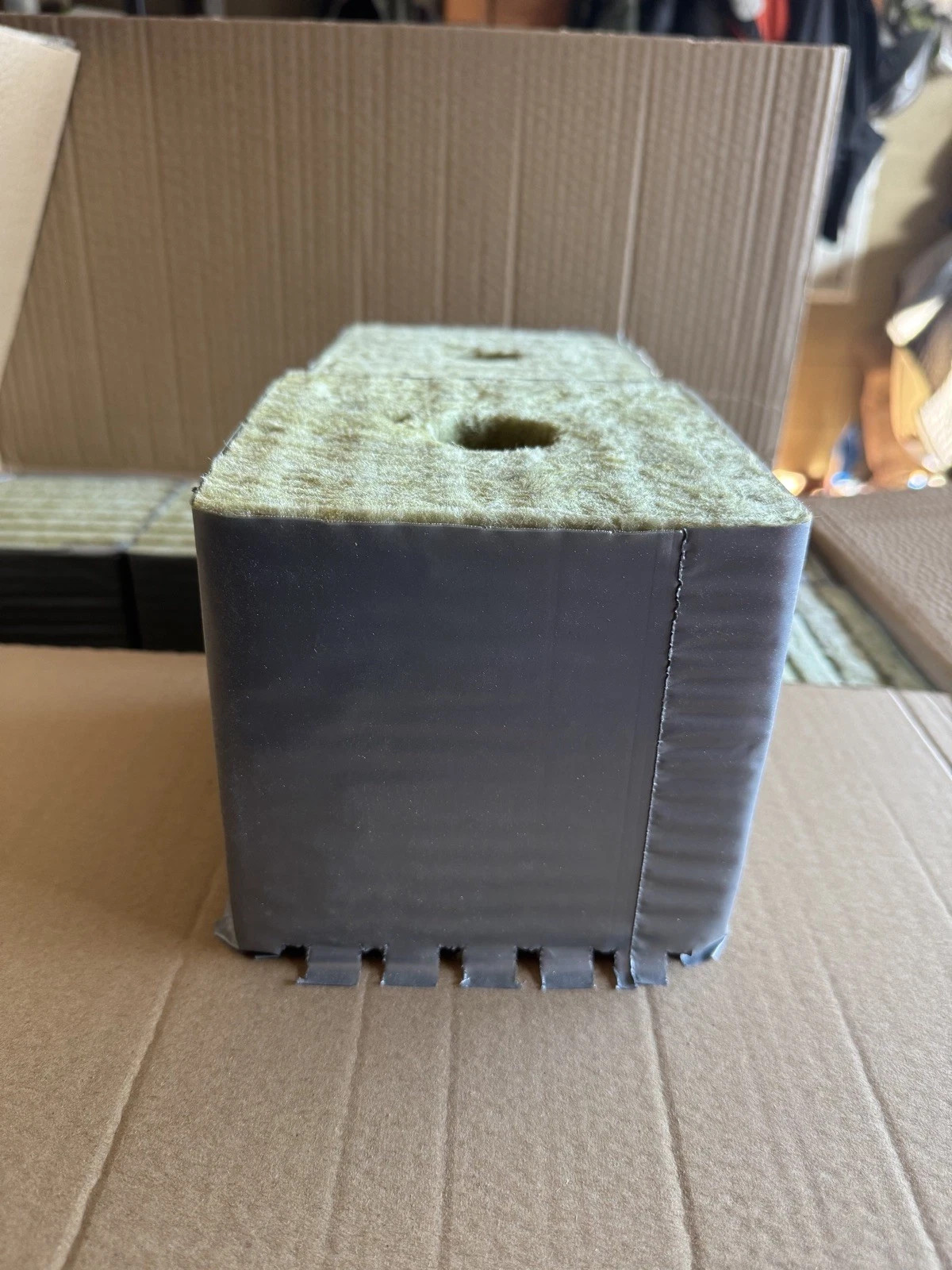 Rockwool Grow Blocks Cubes 6 x 6 x 6 in w/ Hole Set of 4