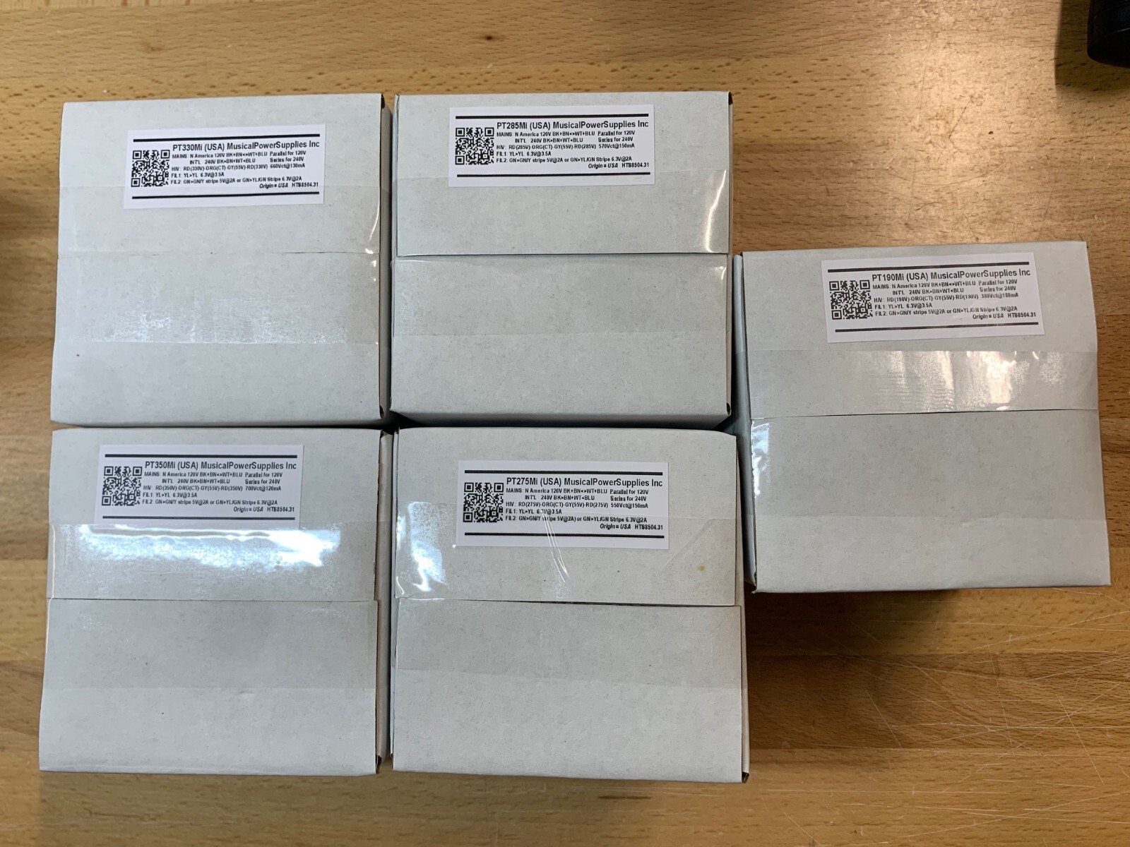 PT190Mi-BLACK POWER TRANSFORMER for TUBE AUDIO (380Vct) 190-0-55-190V x150mA