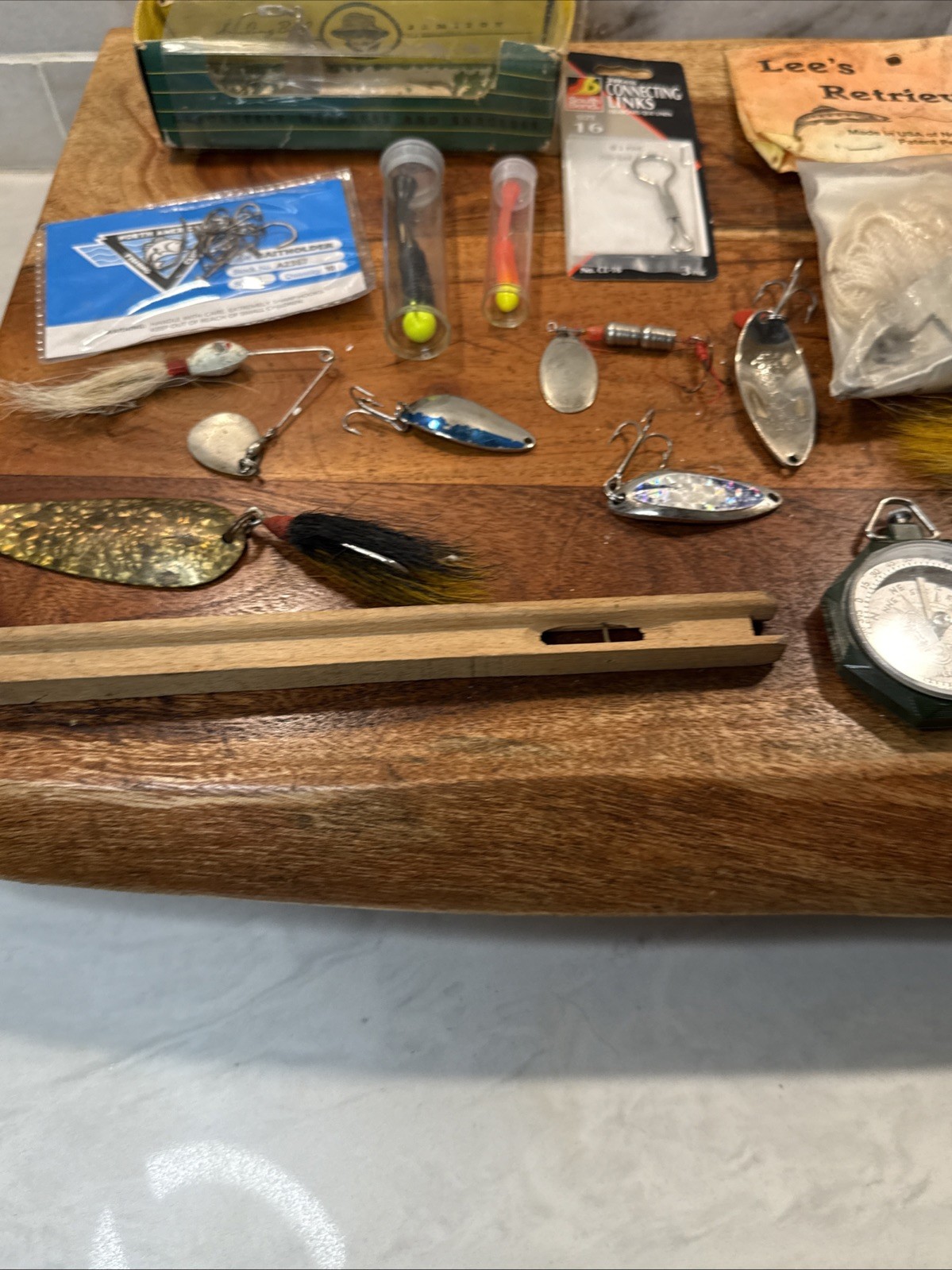 Lot Fishing Supplies Vintage Flies Lures Line Weights Scale Hooks