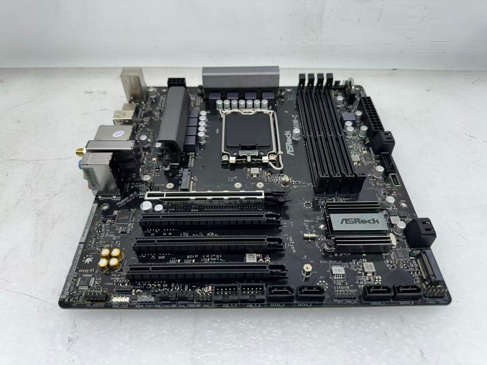 ASRock B660M-C Motherboard DDR4 Intel Socket 1700 Supports 14th, 13th & 12th Gen