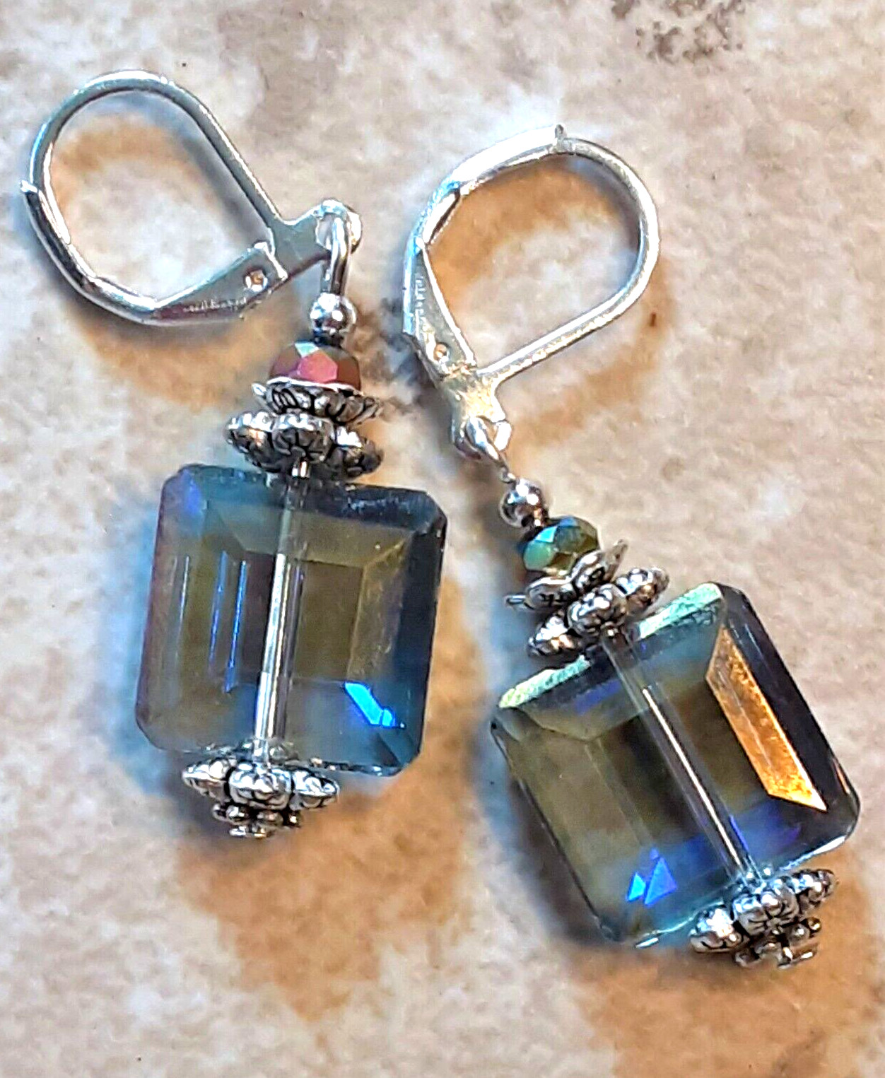 MONTANA BLUE color CHINESE CRYSTAL earring LEVERBACK handcrafted XX