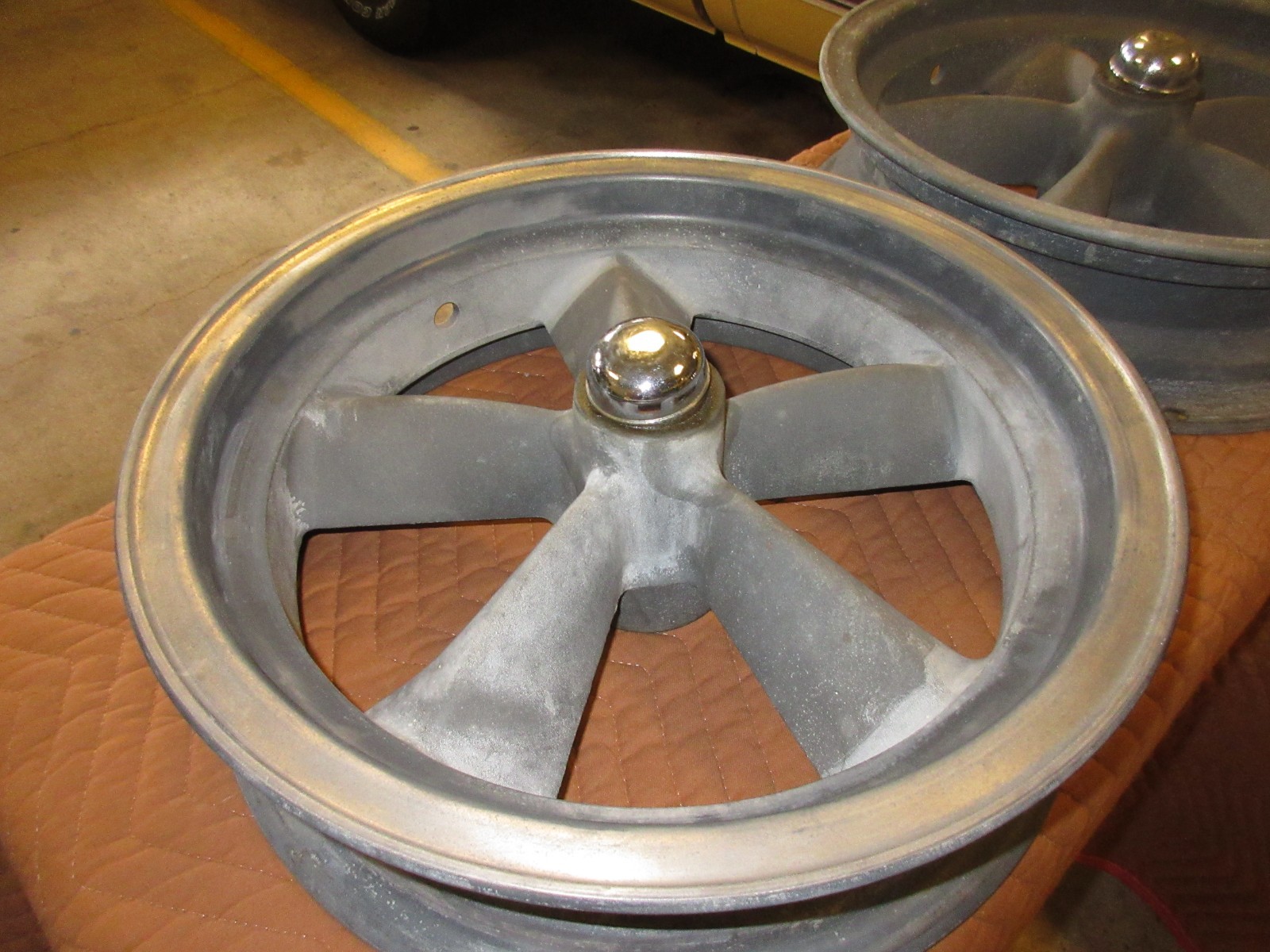 MAGNESIUM WHEEL DRAG STRIP RACE CAR SPINDLE MOUNT 15X4 HISTORIC 1959 Orig. Boxes