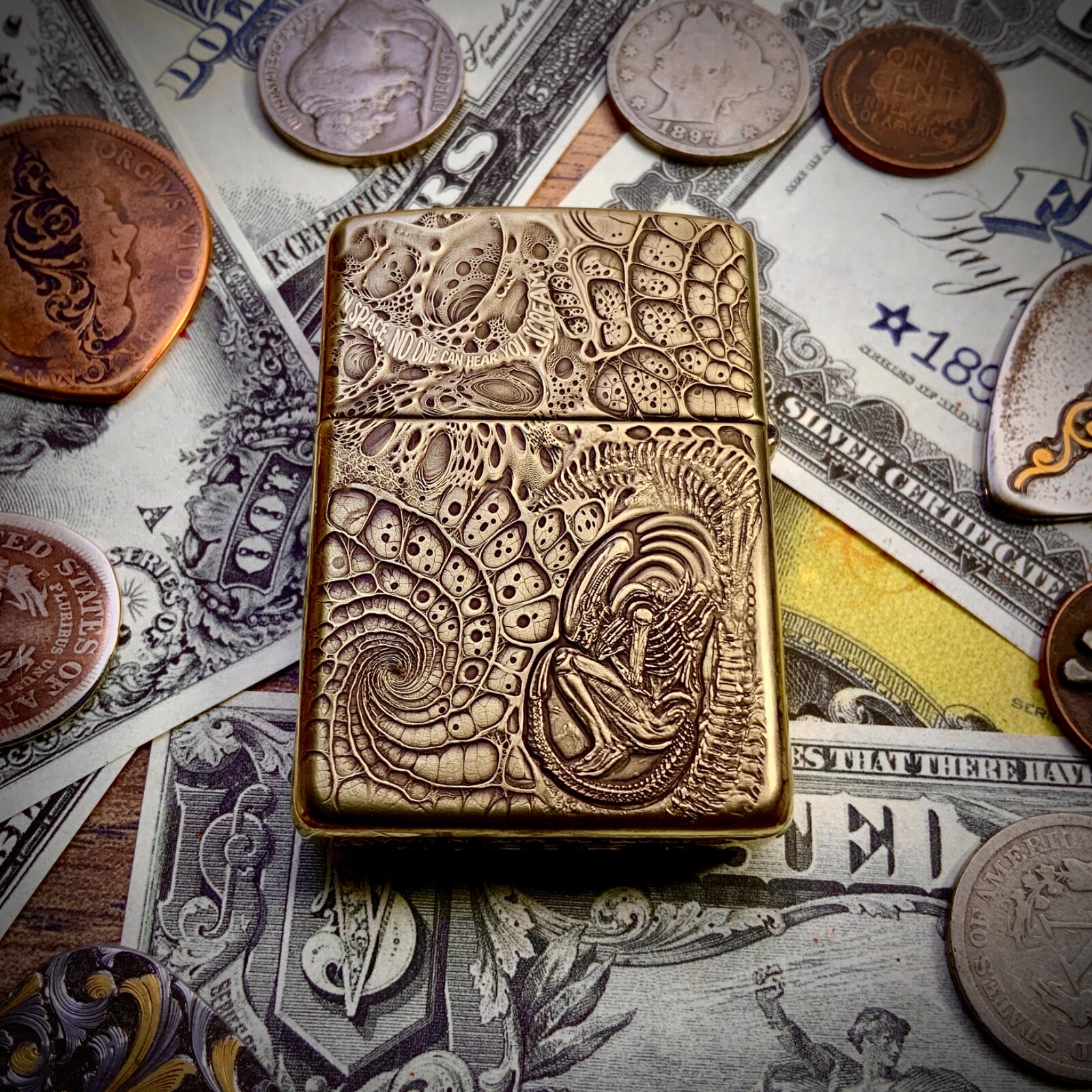 Zippo “Alien” (1979) Themed Brass Armor Lighter H.R. Giger Inspired Artwork