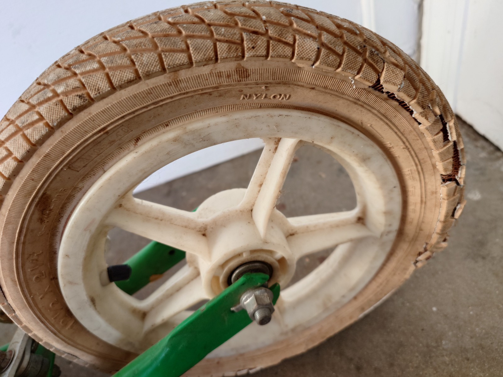 Kick Scooter for Restore