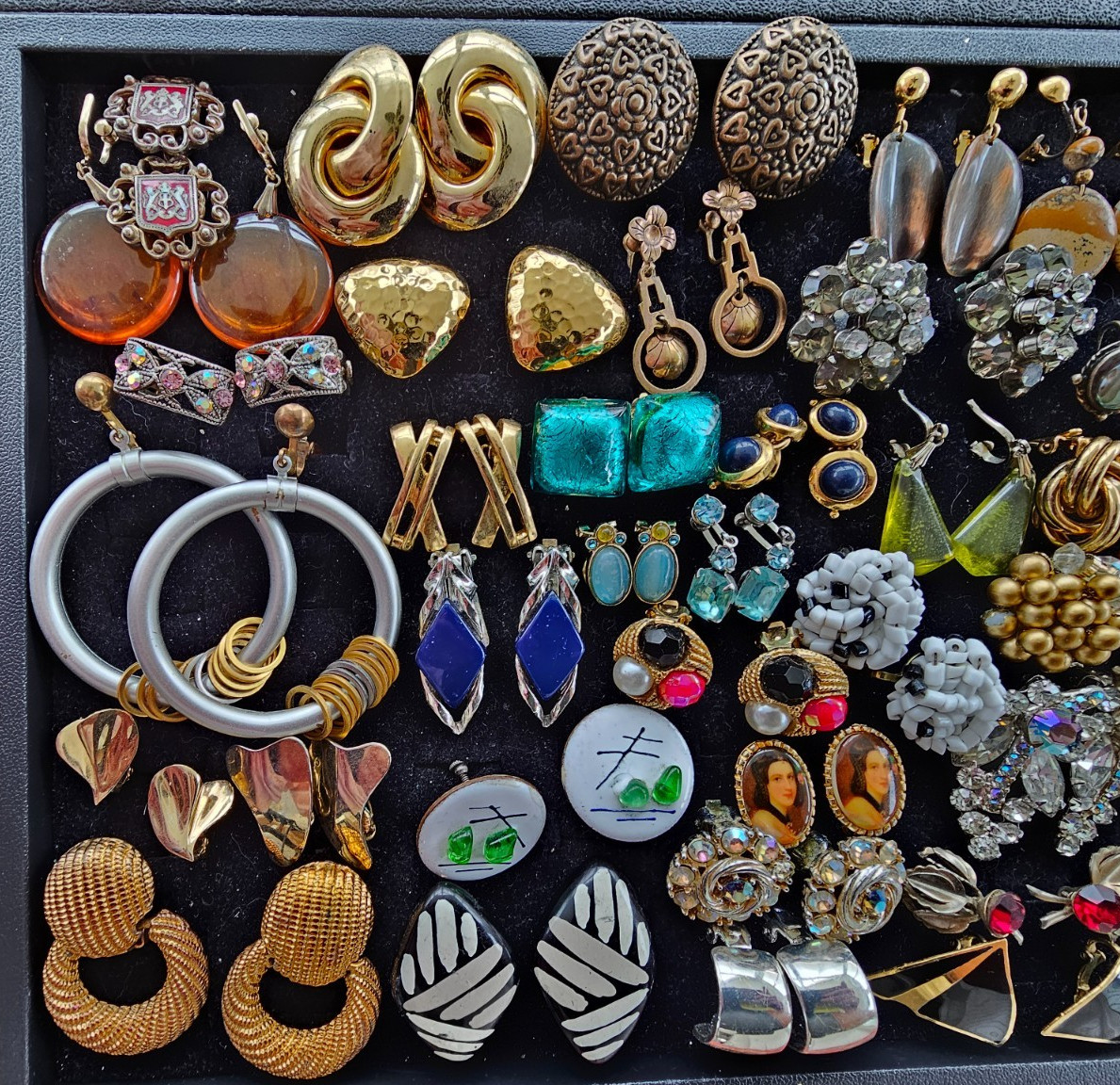 HUGE 121 Pair Clip Earring LOT St. John Napier Trifari Krementz Hilfiger Coro +