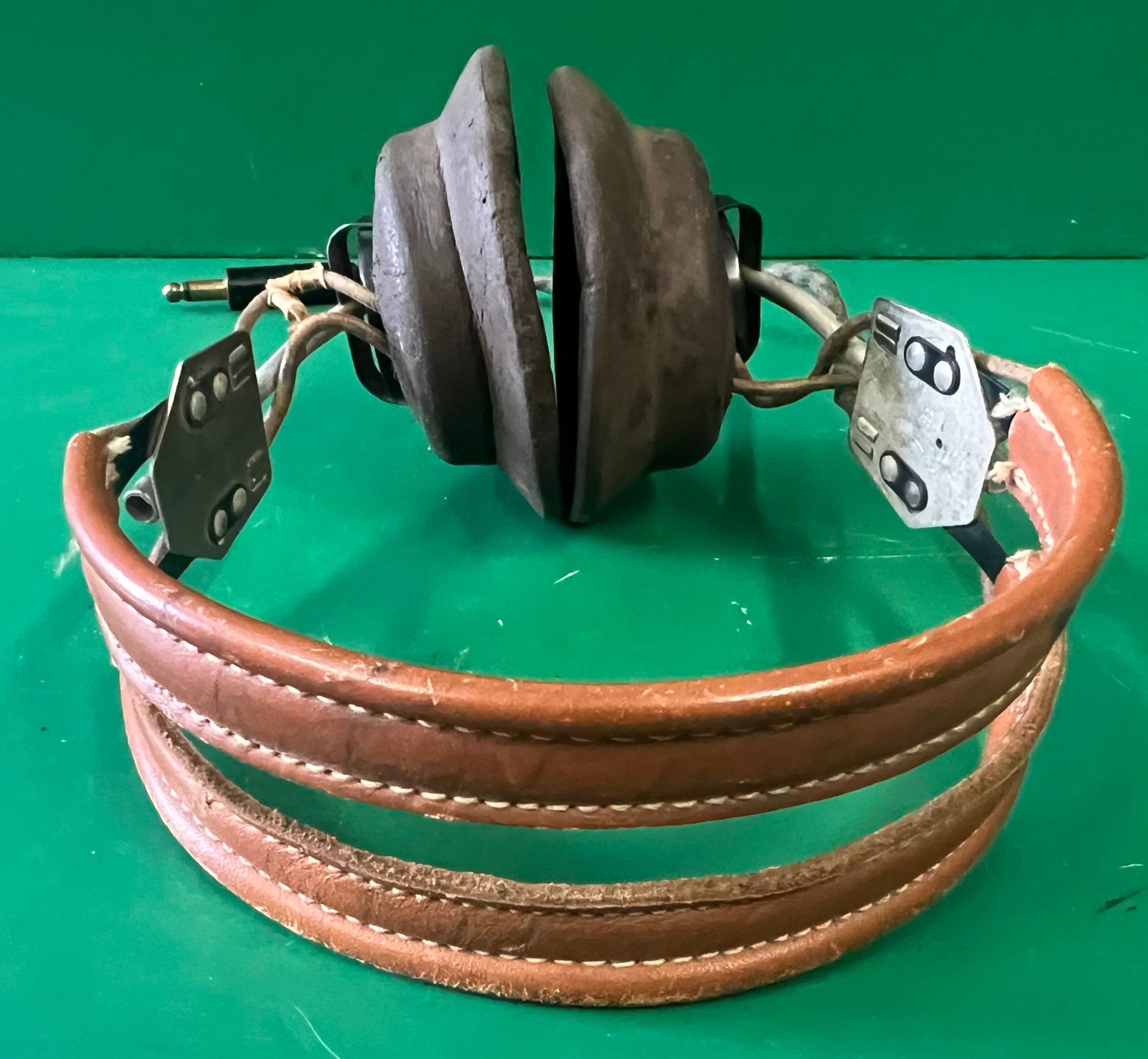 AIR CORPS TYPE HB-7 HEADSET W/R-14 RECEIVERS-