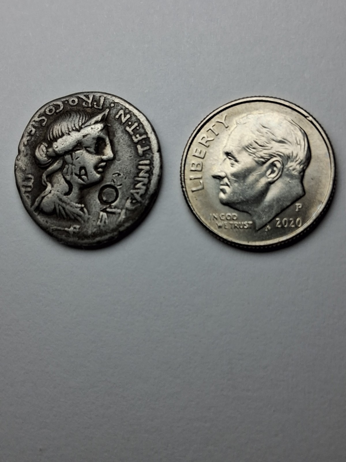 Roman Republic, C. Annius & L. Fabius Hispaniensis Denarius, 82-81 BC