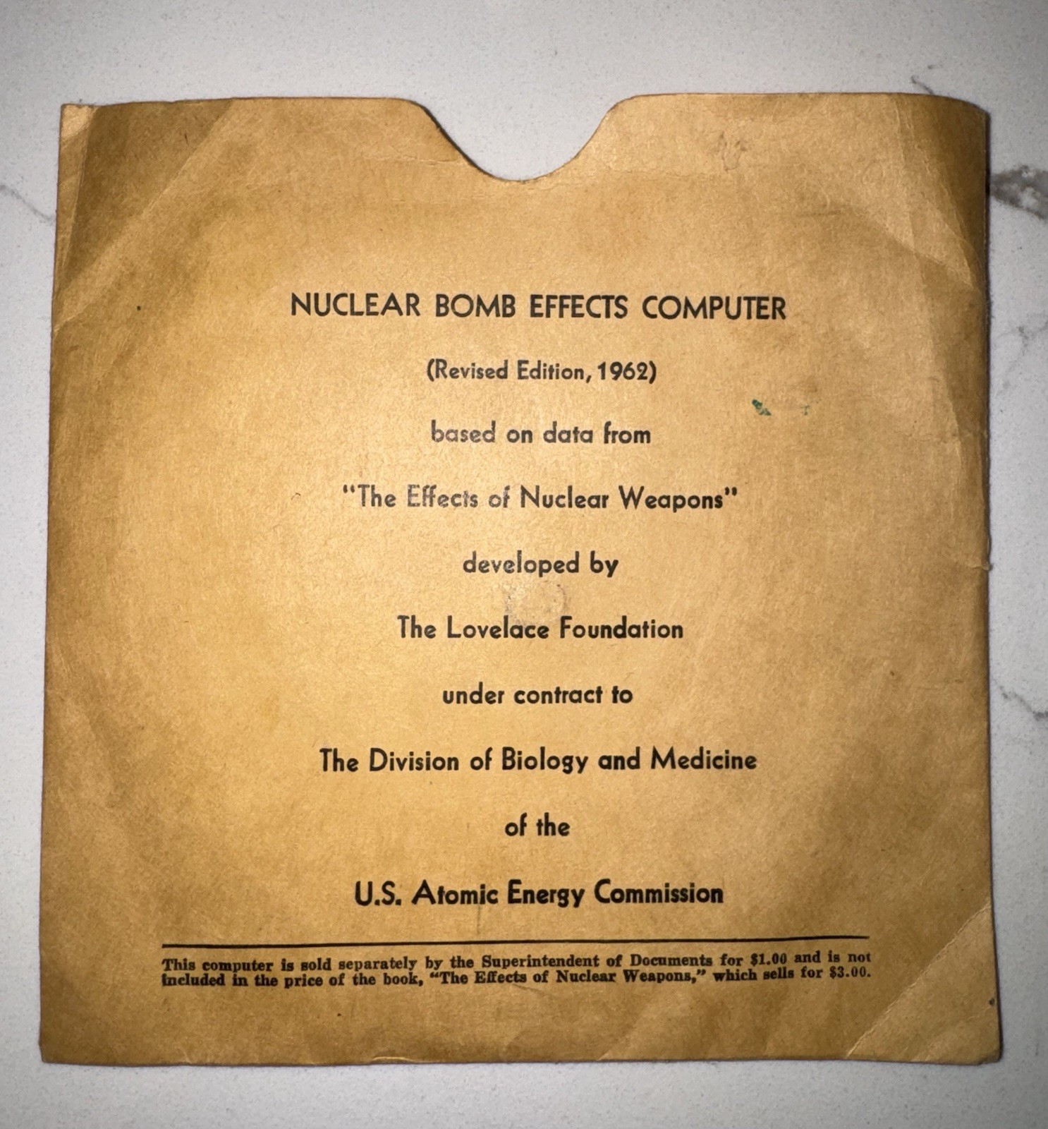 Military NUCLEAR BOMB EFFECTS COMPUTER Army US Calculator Slide Rule plastic