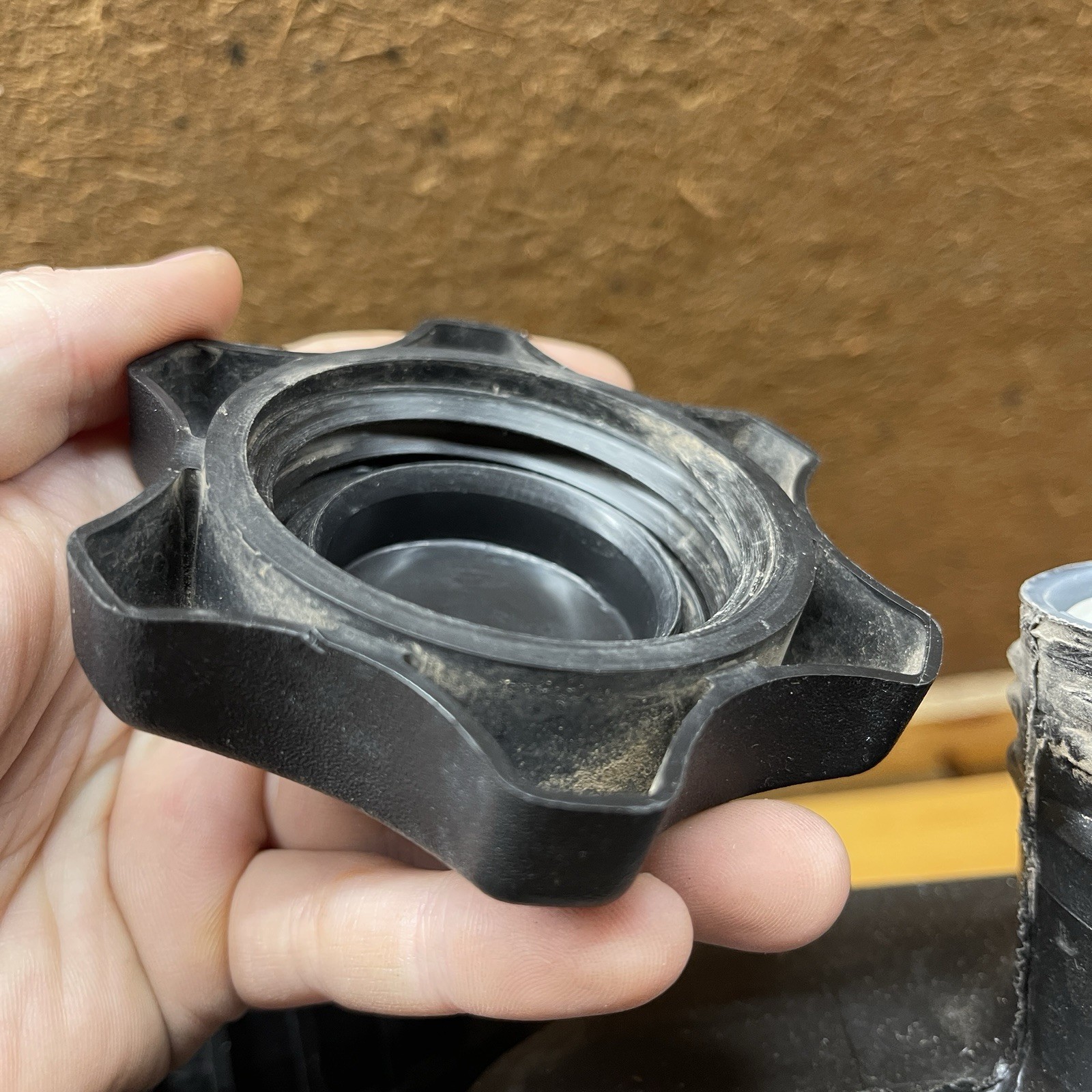 Can Am OEM Used 2009-2012 Outlander 500 650 800 Fuel Gas Tank 709000220