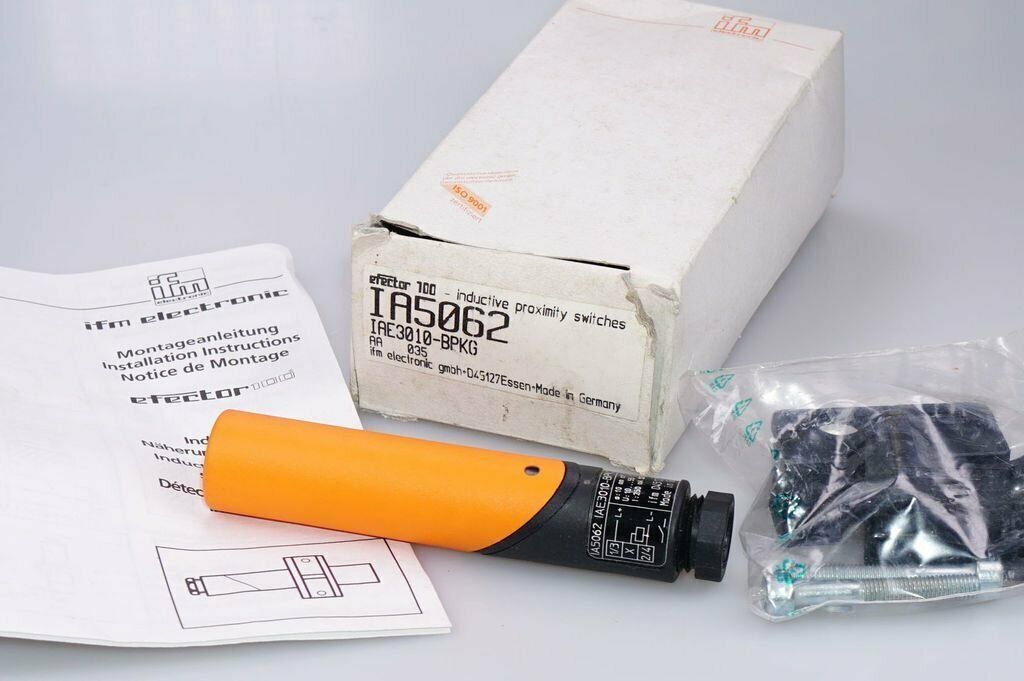 IFM IA5062 IAE3010-BPKG Proximity Switch New