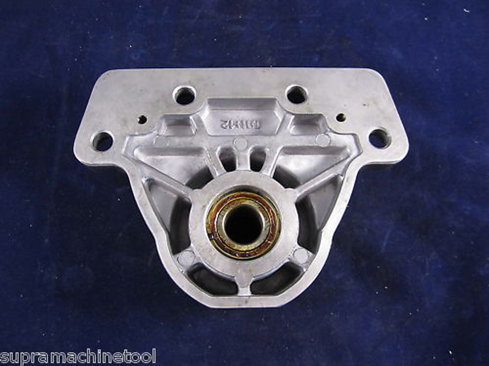 X Axis End Cap w/ Bracket fit Bridgeport (Single Bearing / Right Hand Side)