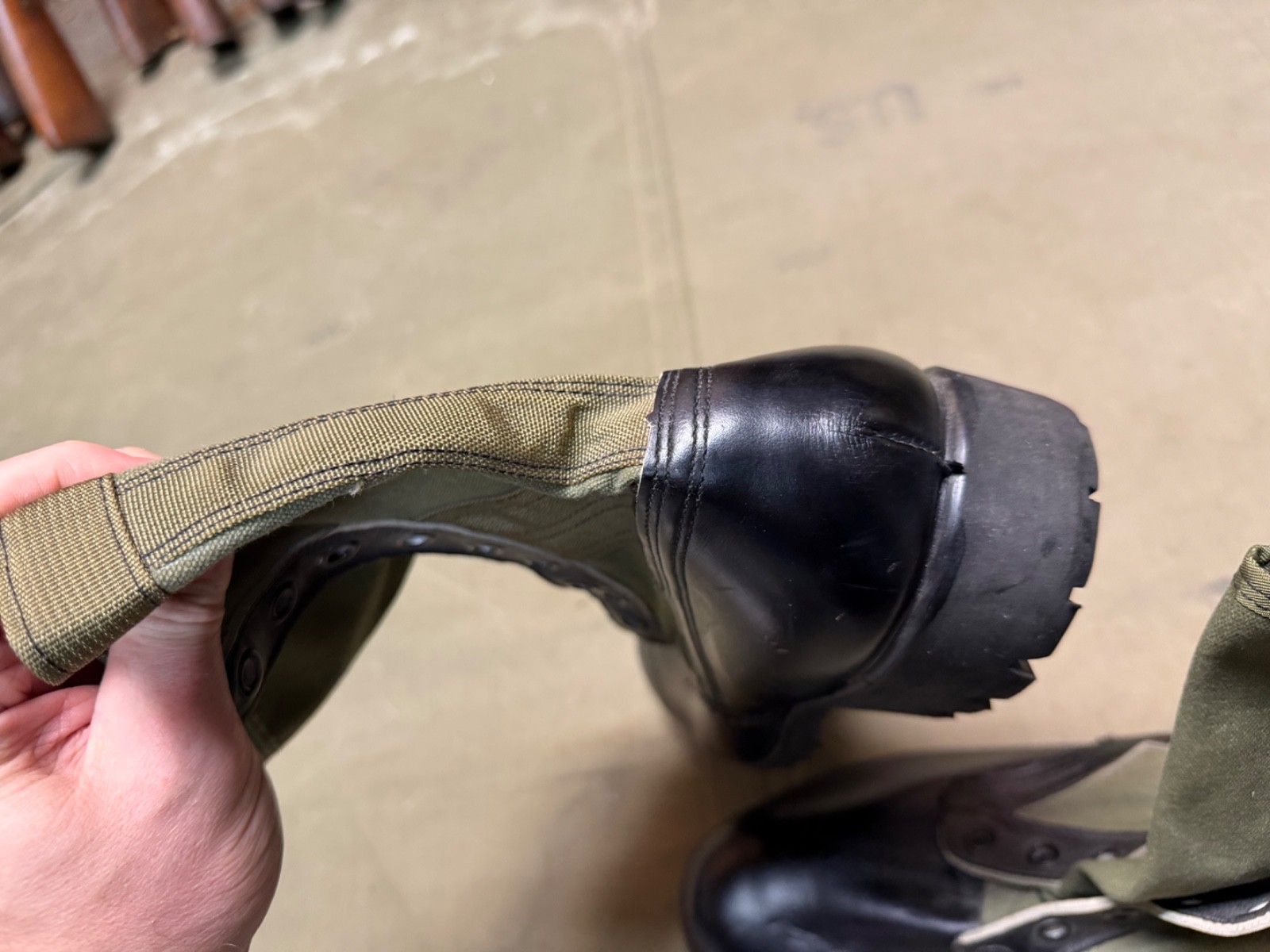 ORIGINAL VIETNAM WAR US ARMY INFANTRY JUNGLE BOOTS, SIZE 12, 1966