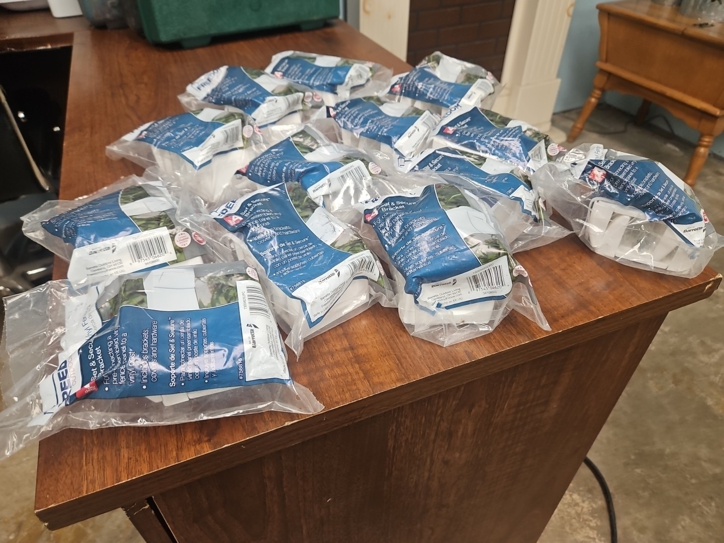 Lot Of 13 packs. FREEDOM Set & Secure Vinyl Fencing Brackets. Product # 758815.