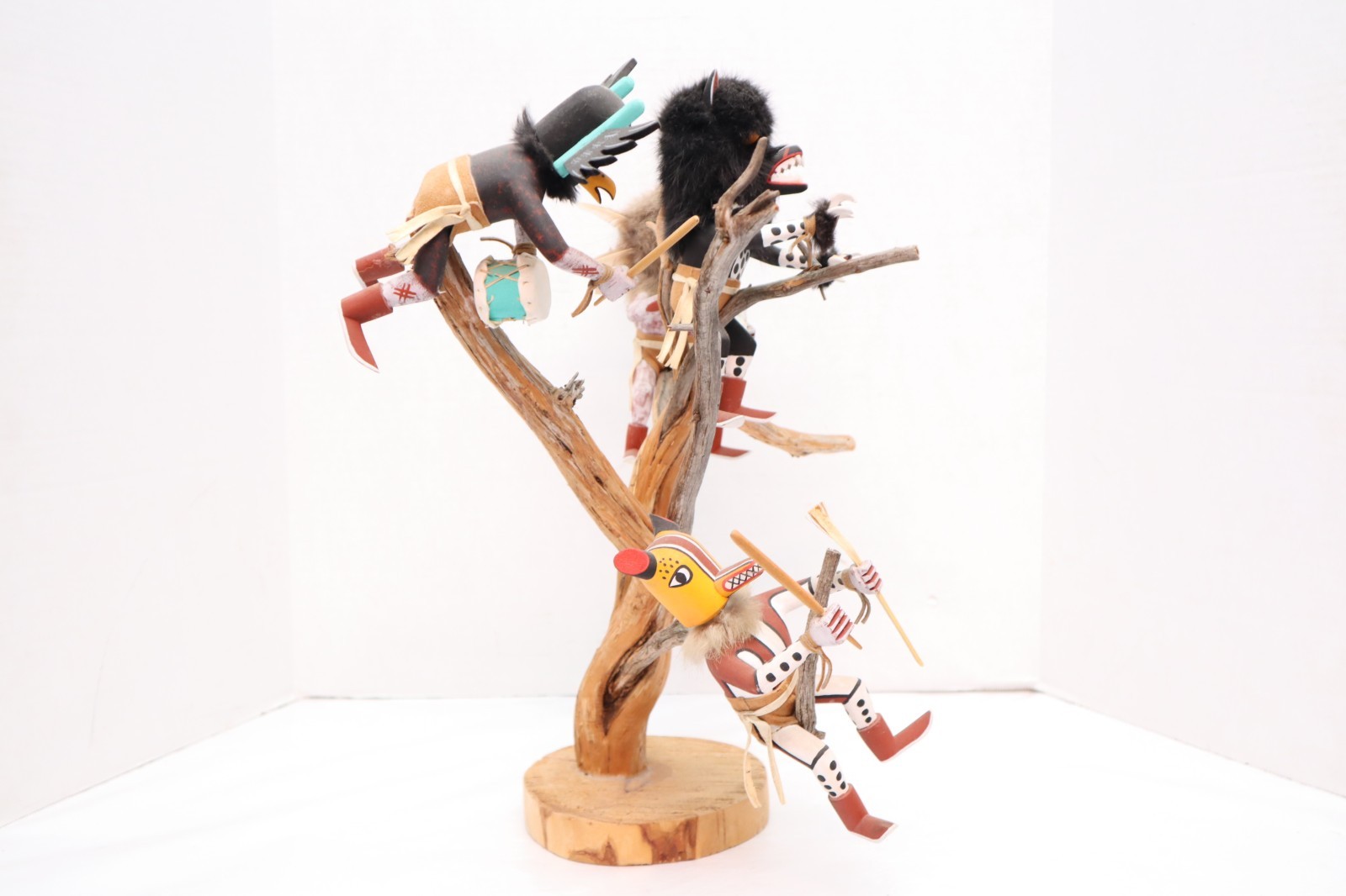 VTG Hopi Pueblo Kachina Doll Scene Native American Climbing TREE Sculpture 22"