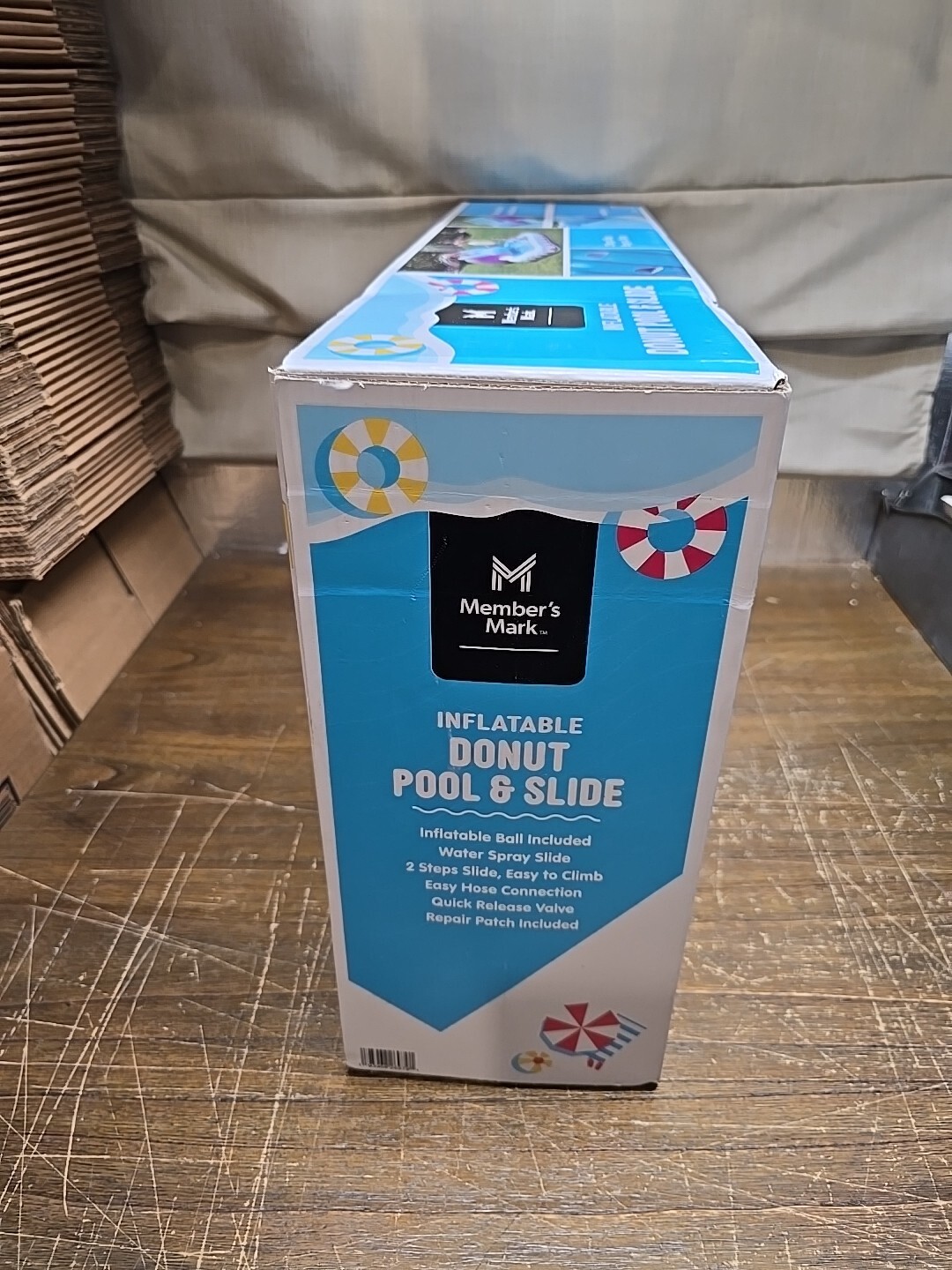 MEMBERS MARK 11’ Inflatable Donut Pool & Slide Pink