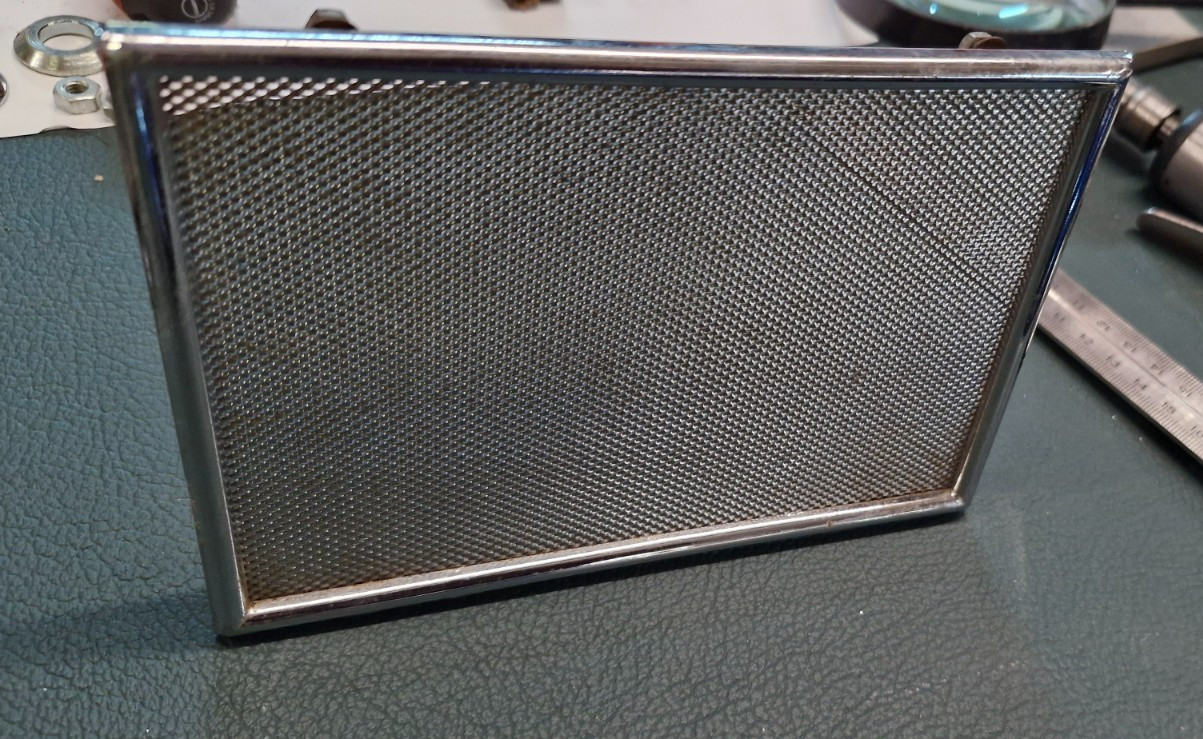 Classic car chrome speaker grill