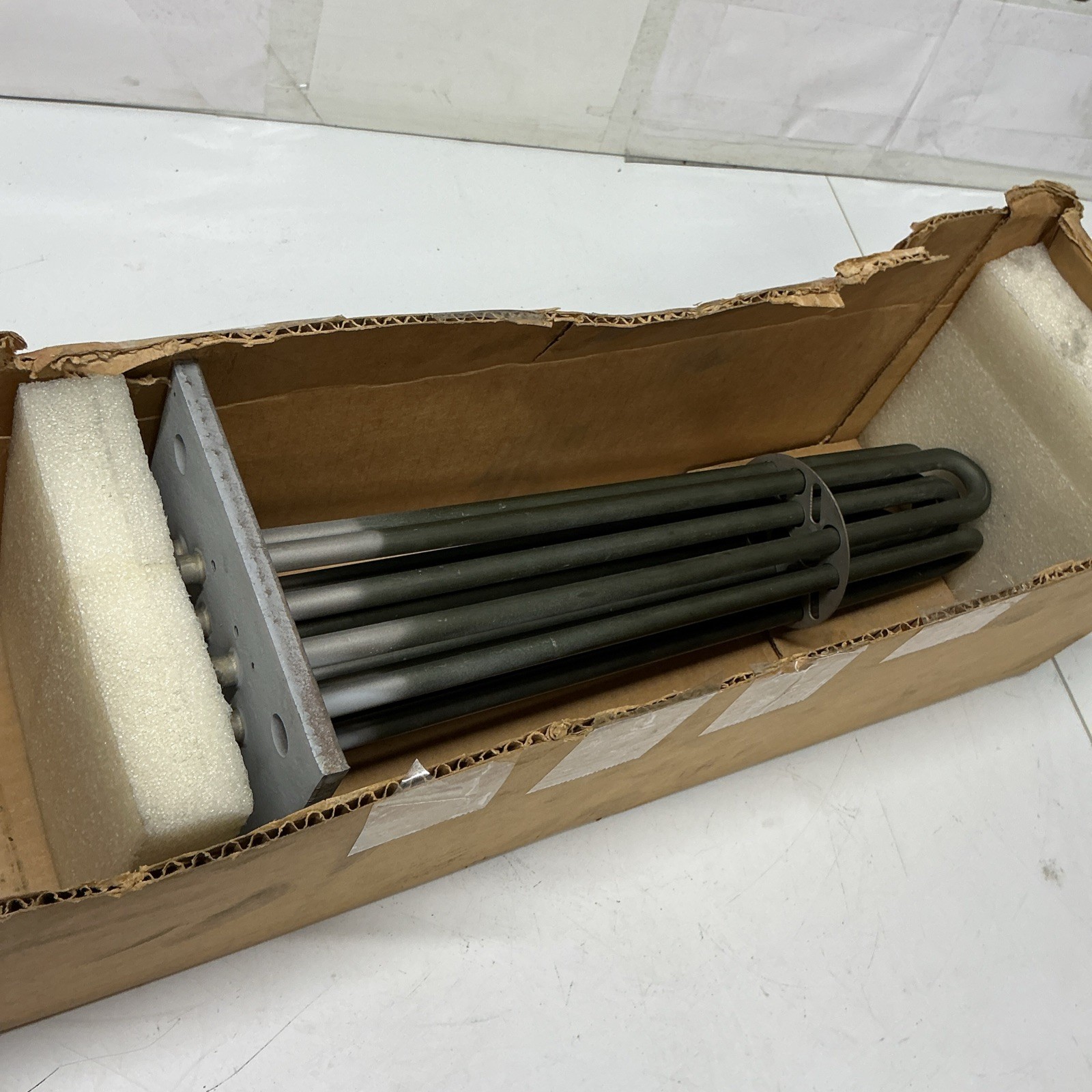 Chromalox 155-554807-519-317SP Flanged Immersion Heater. V-769s