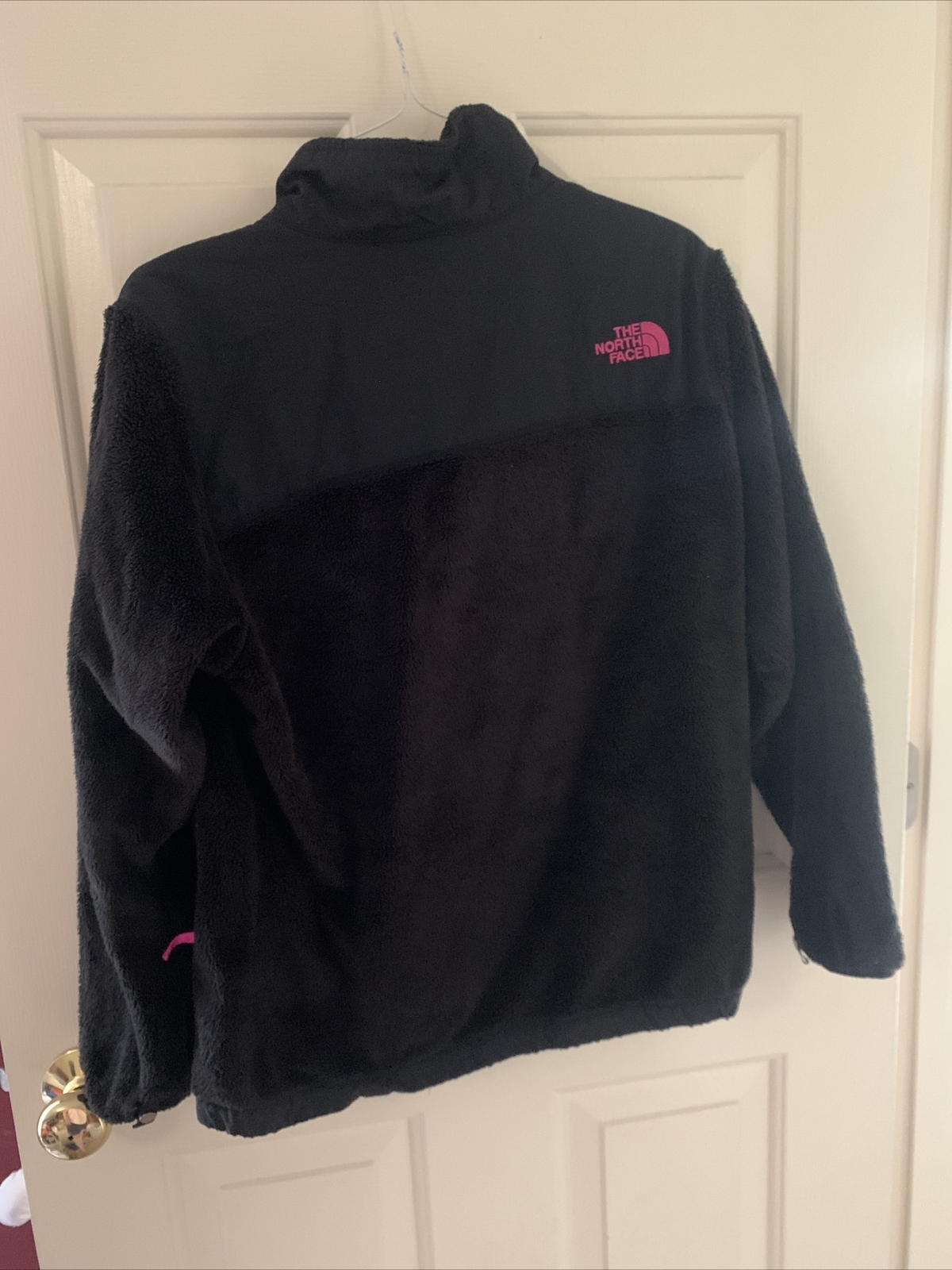 The North Face Girls XL (18) Jacket Fuzzy Black/Pink