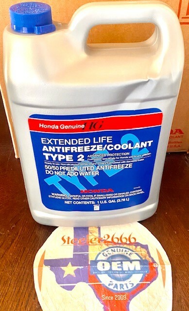 (2) Genuine Honda/Acura Long Life Antifreeze/Coolant Type 2 OL9999011