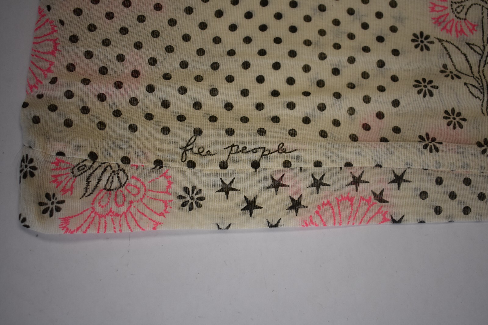 Free People Linen Cloth Lightweight Shopping Tote Bag Tan Pink Paisley Boho