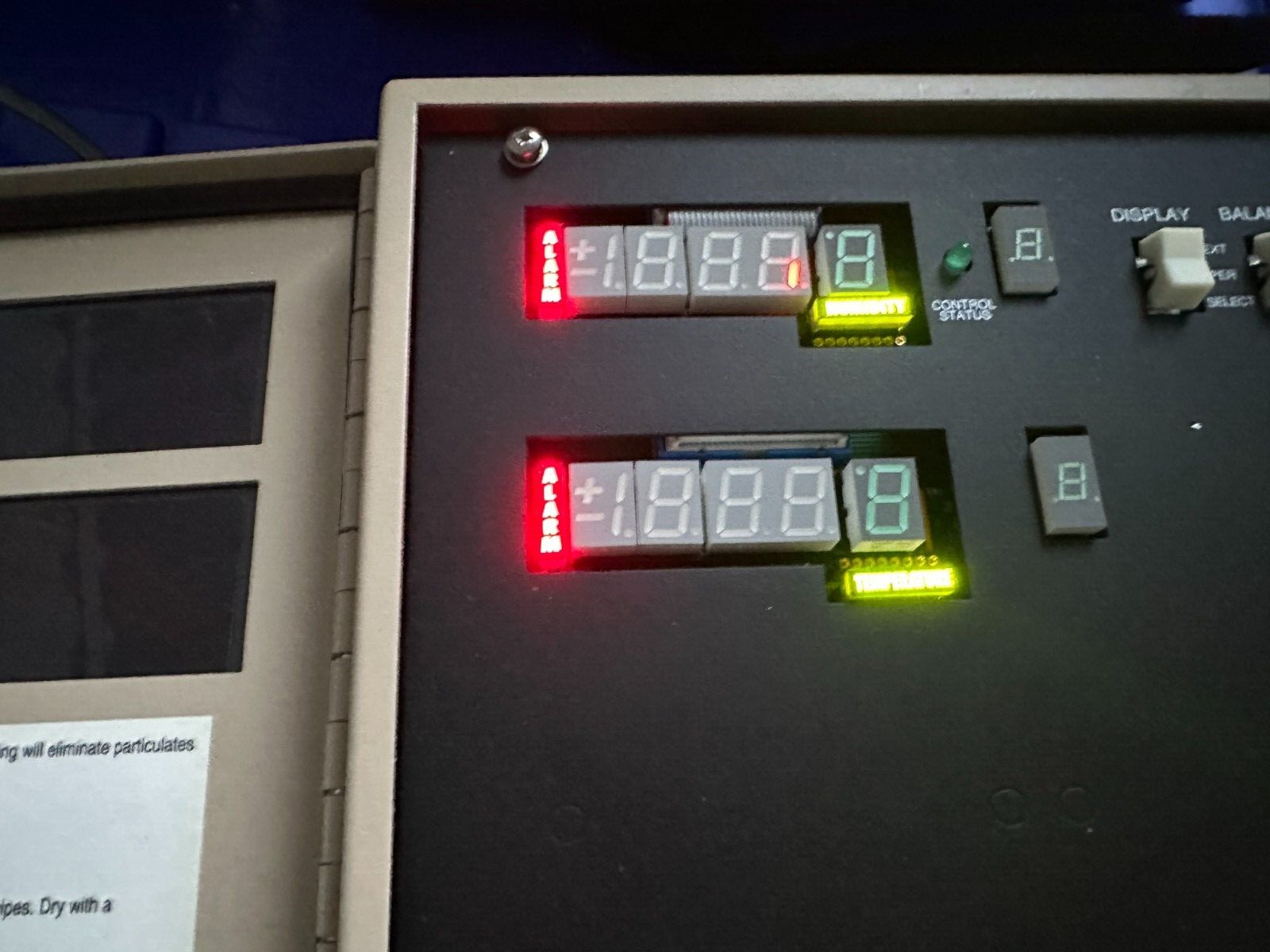 General Eastern Hygro E4-RH-2D-115V Dual Display Dew Point Monitor