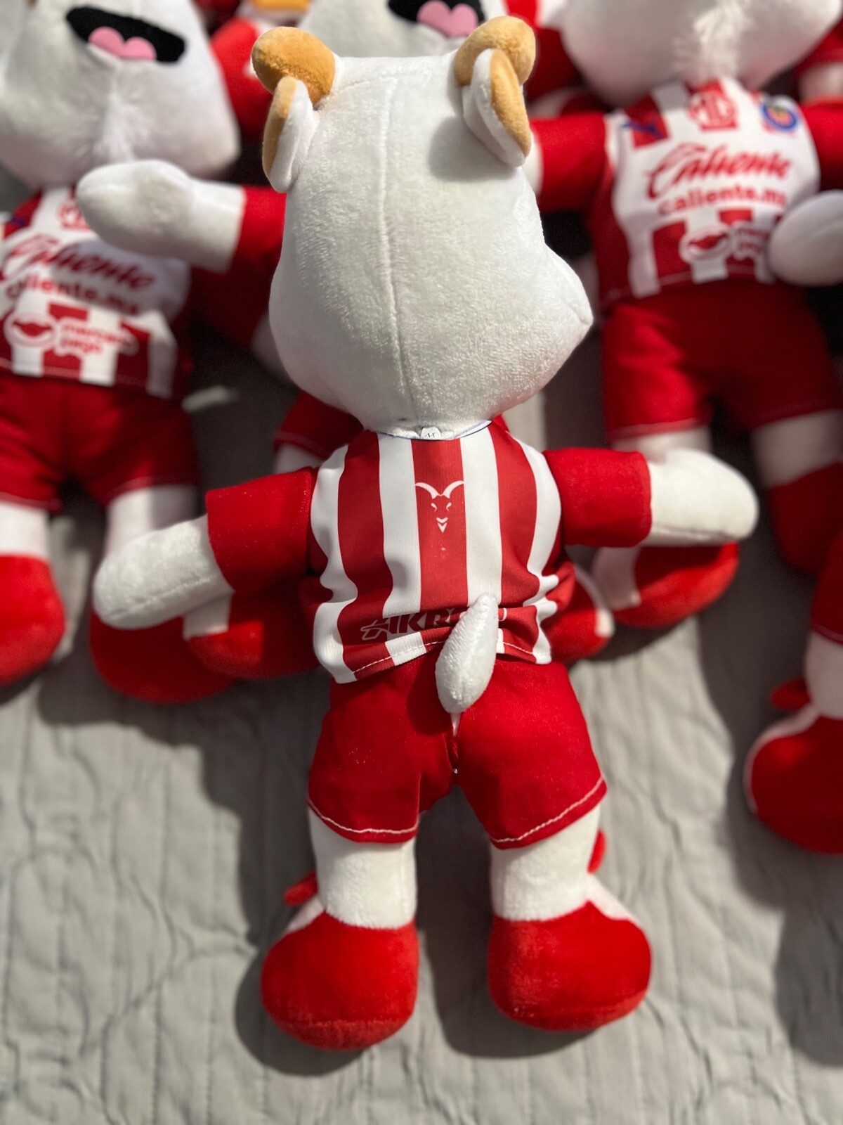 STUFFED ANIMAL CHIVAS RAYADAS DEL GUADALAJARA LIGA MX MASCOTA