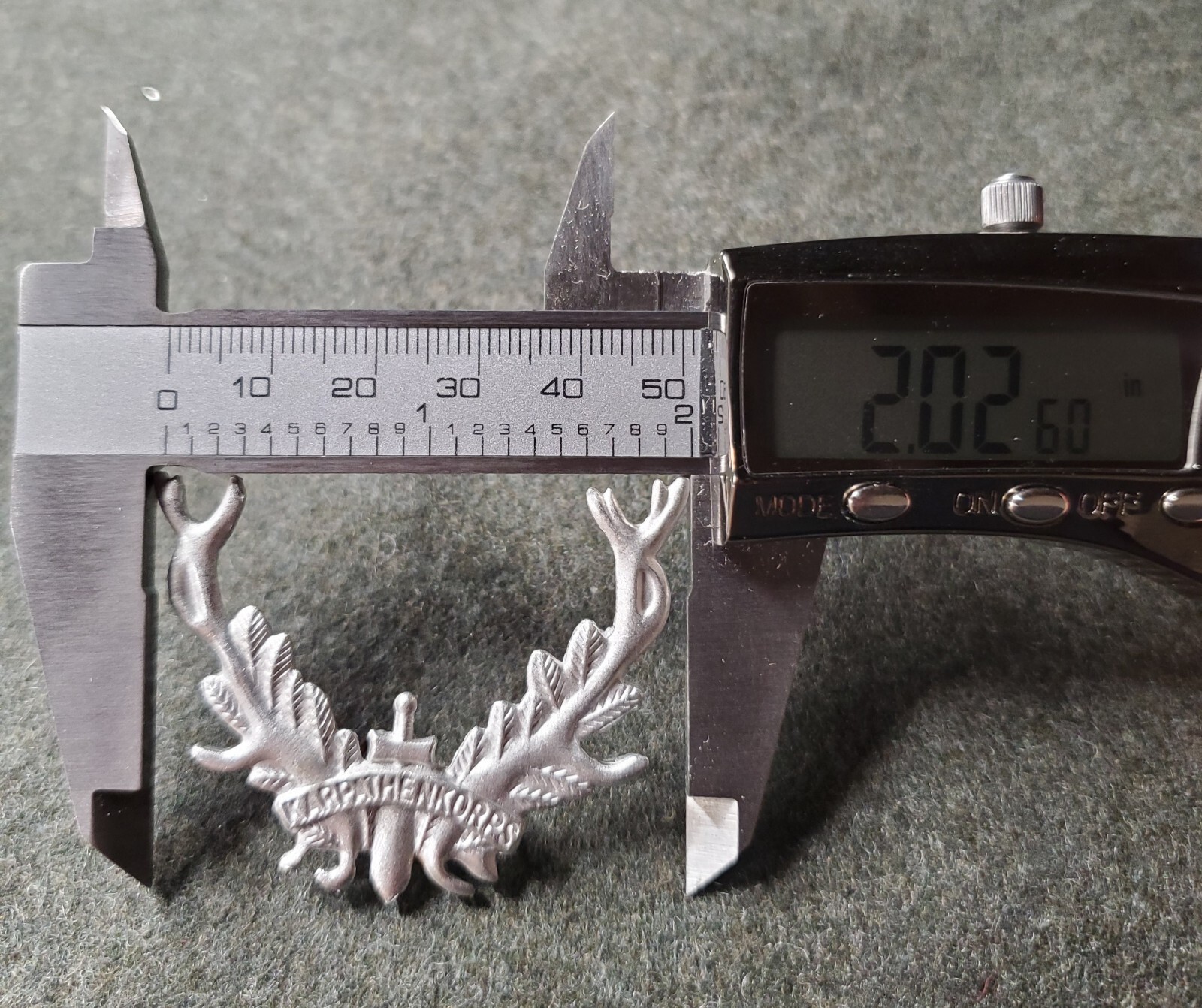 WWI Austro-Hungarian/ German Karpathenkorps (Carpathian) Cap Badge* Unpainted