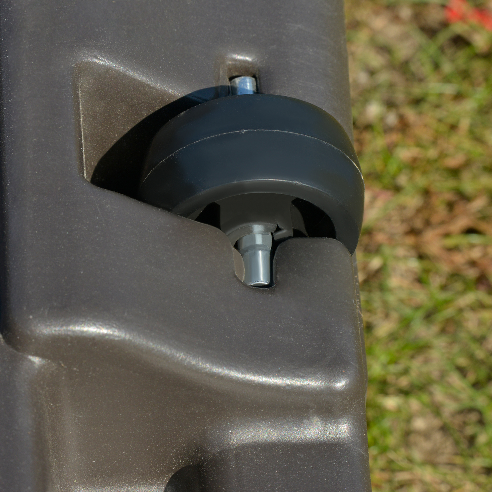 Outdoor Backyard Cantilever Umbrella Base, Fill with Sand or Water for Security