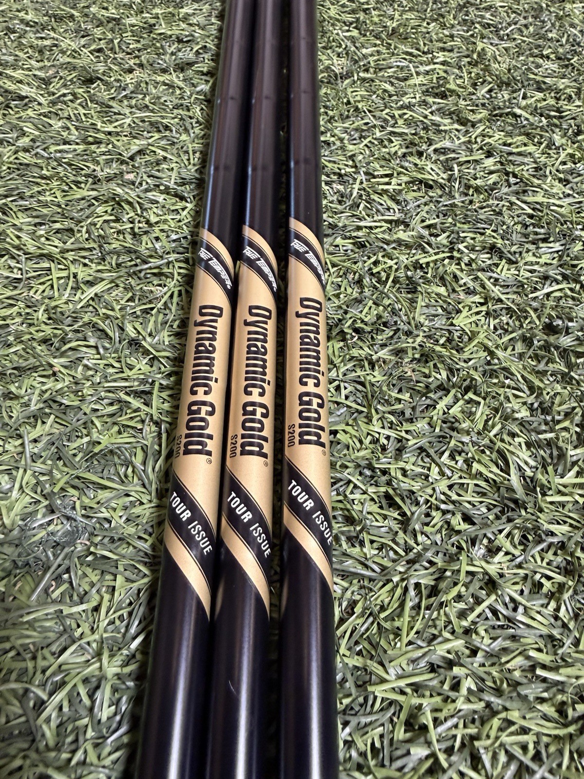 (3) True Temper Dynamic Gold ONYX BLACK Tour Issue S200 Stiff Wedge Shafts