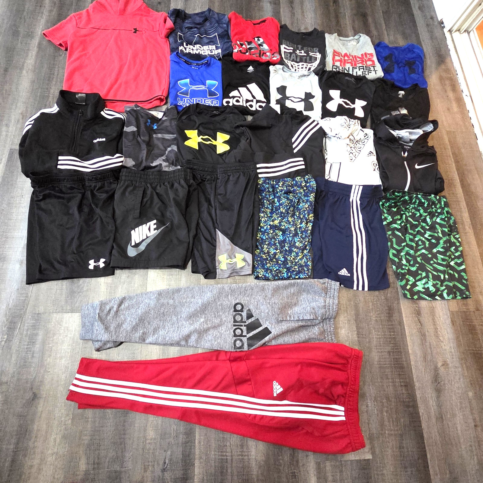 25 Pc NIKE UNDER ARMOUR ADIDAS Boy's  Medium 12 Lot Of Shorts Shirts Pants