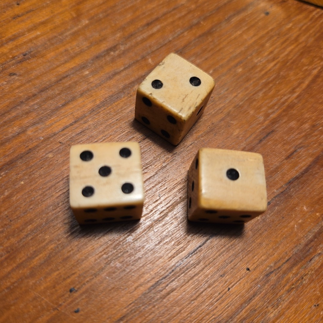 1765 Stamp Act taxed cattle bovine dice with black pips 3 Dice Vintage Hand Cut