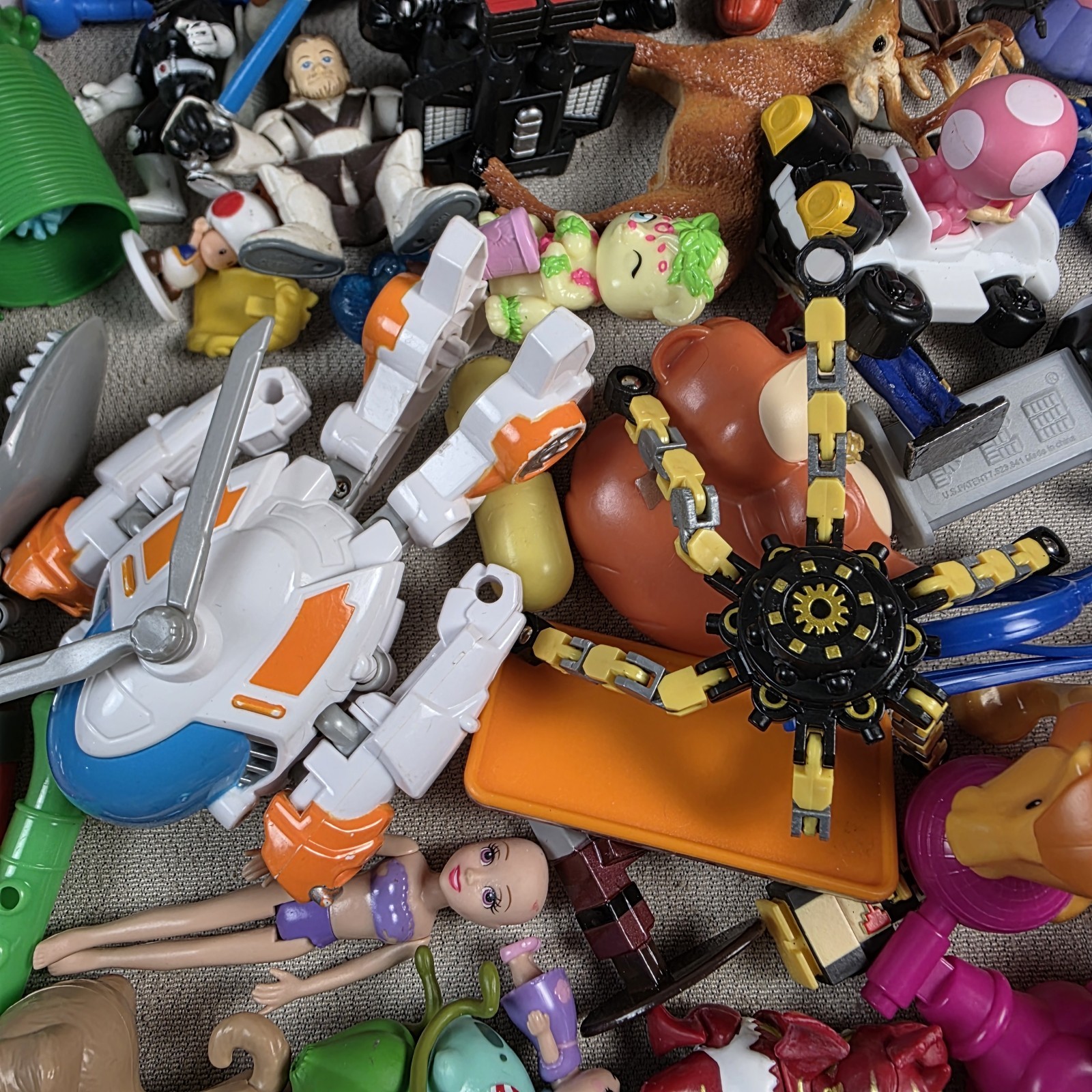 Mixed Lot Of Toys Vtg To Newer AS IS - 4lbs